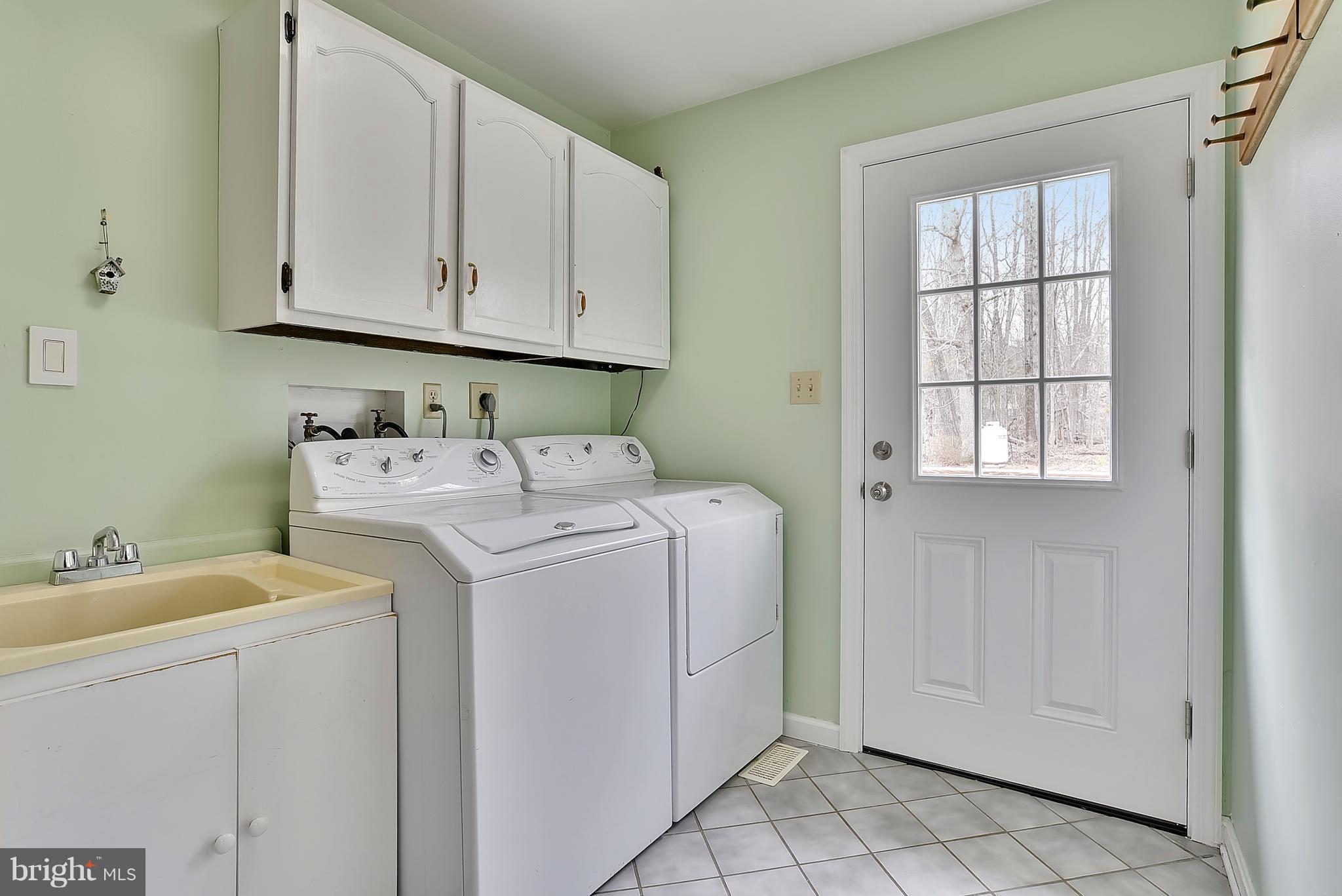 WINDY HILL - Residential