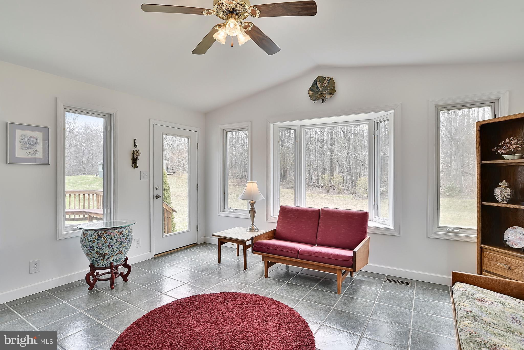 WINDY HILL - Residential