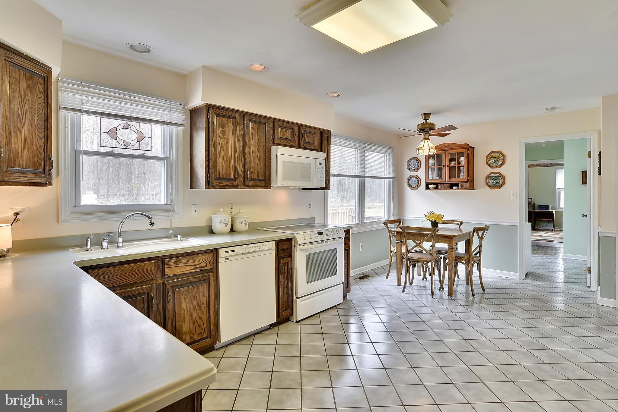 WINDY HILL - Residential