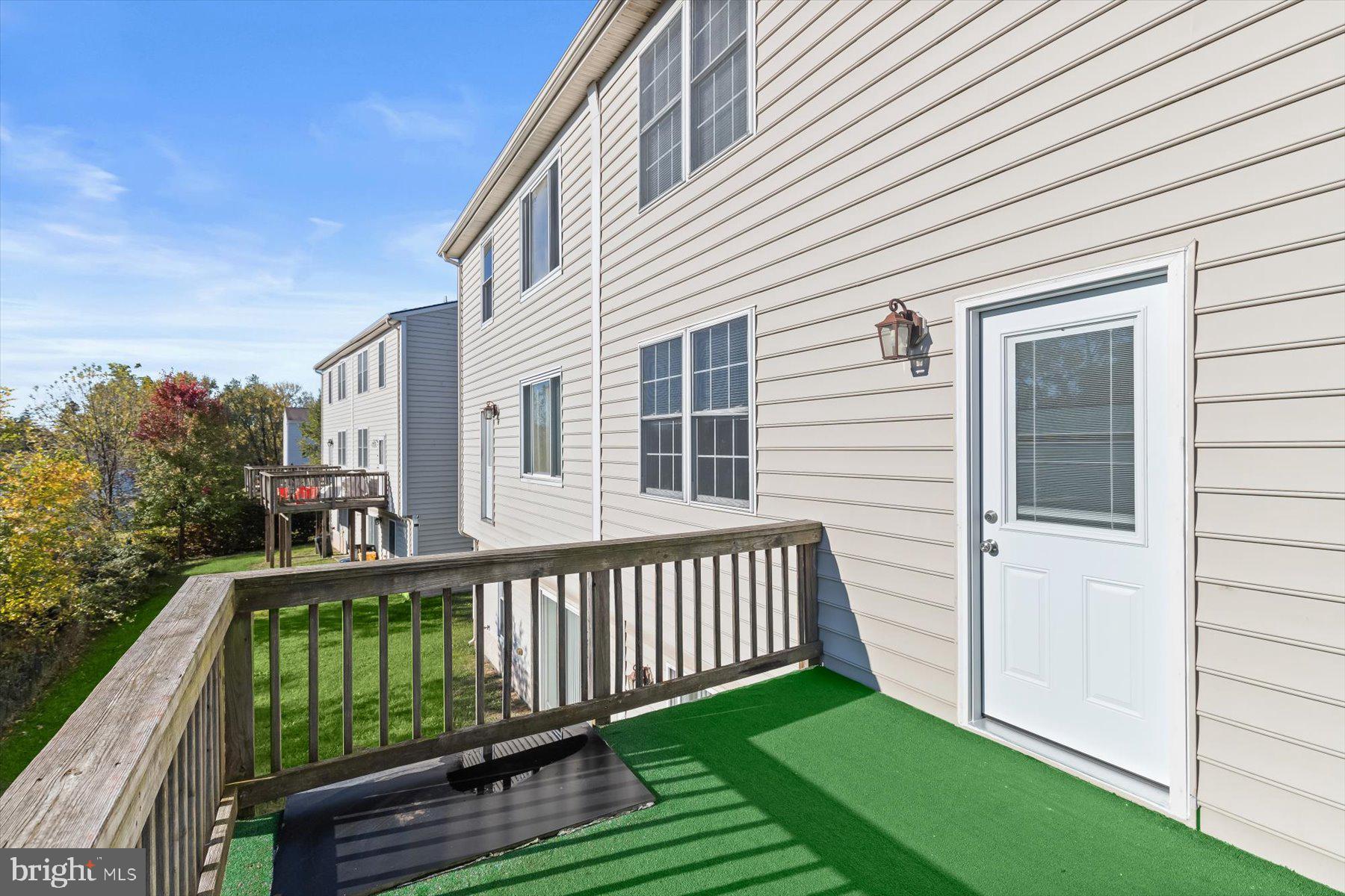 KARENDALE PLACE - Residential Lease