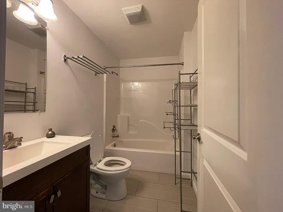 POPLAR - Residential