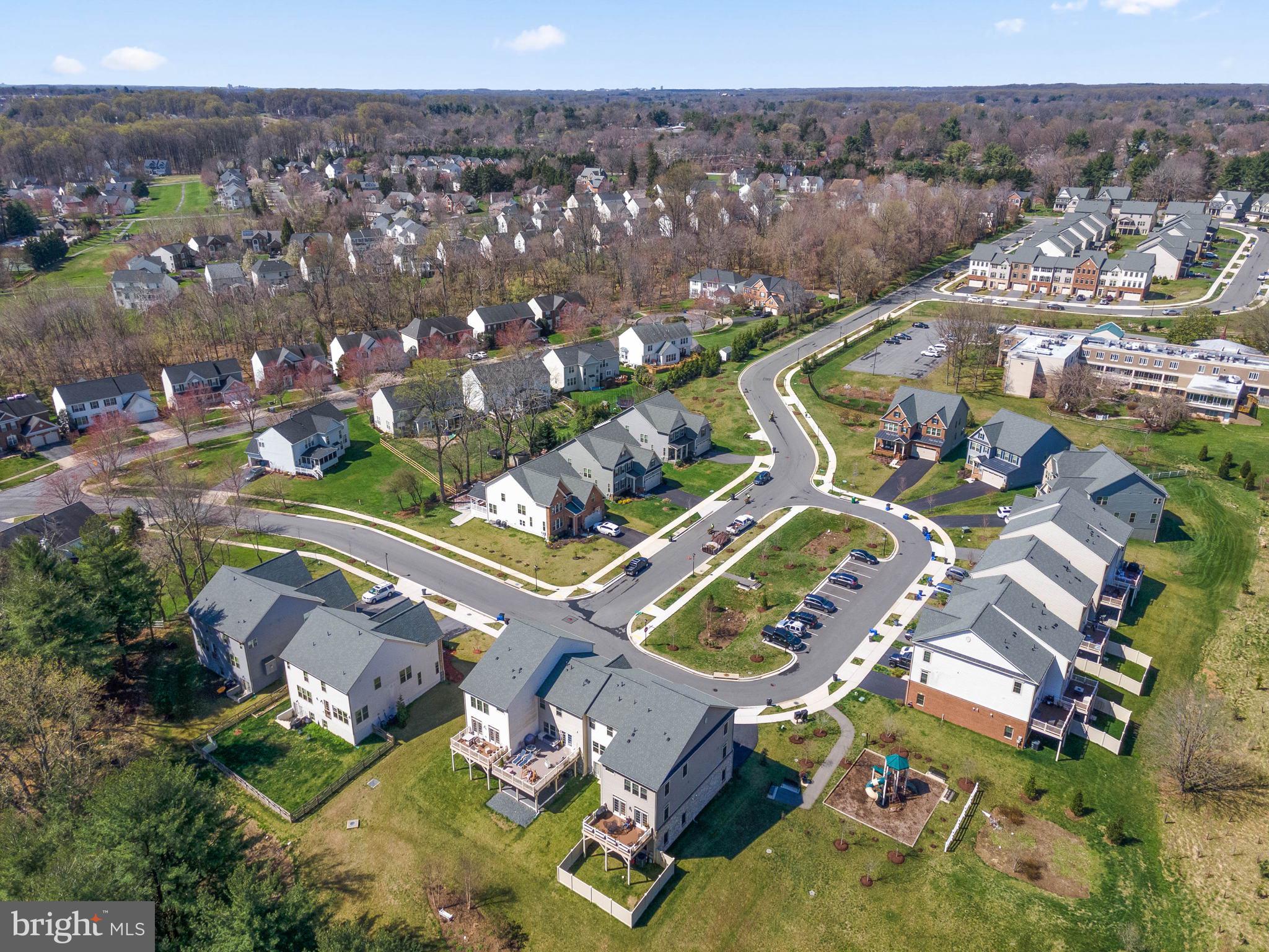 MANOR OAKS - Residential