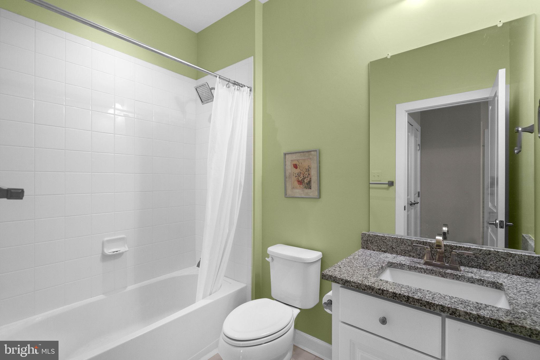 MANOR OAKS - Residential