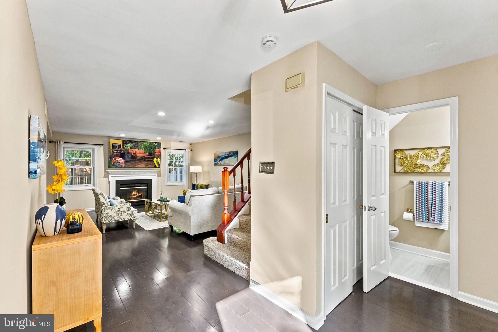 43 FAIR ACRES COURT