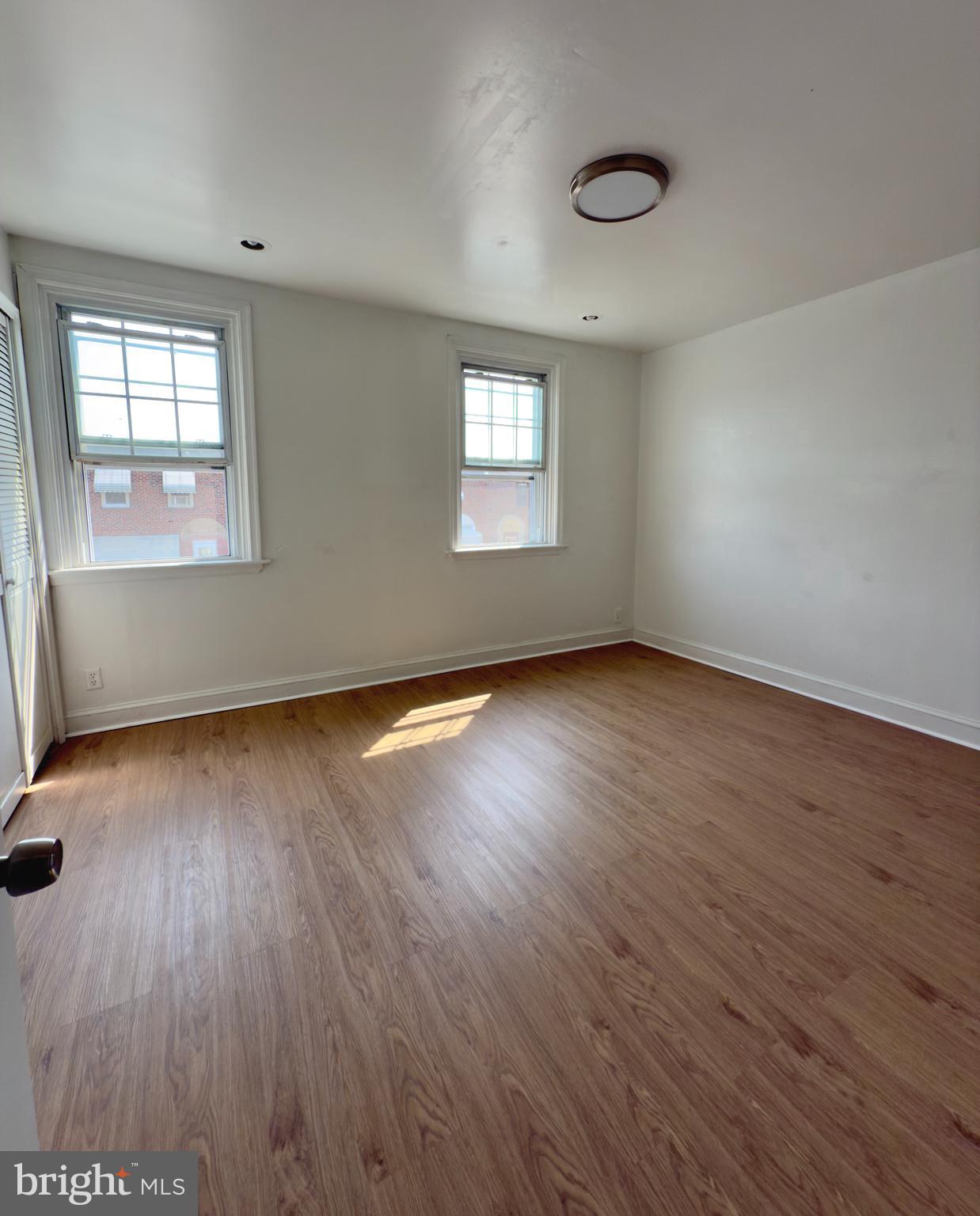 HOLMESBURG - Residential