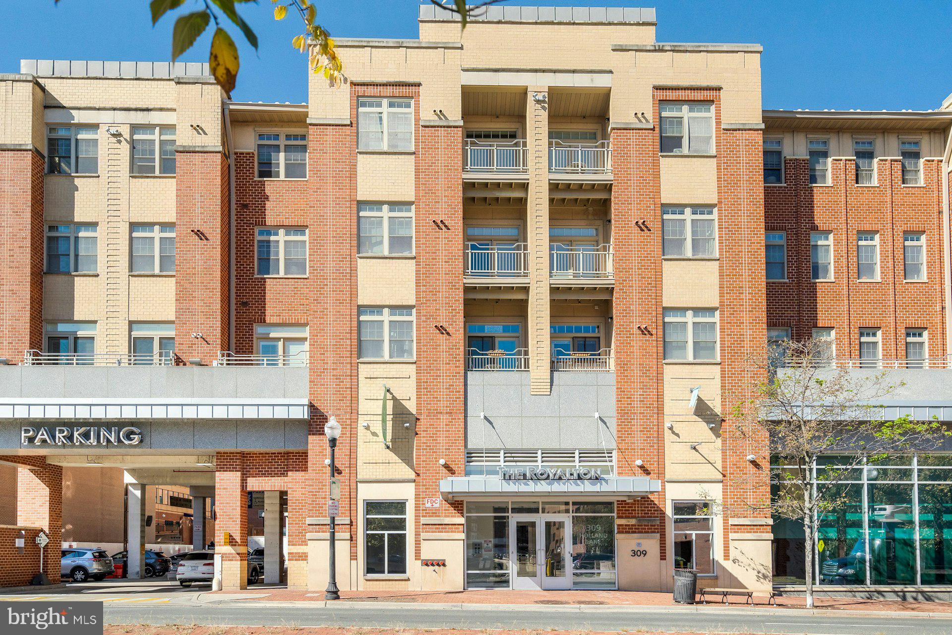 309 HOLLAND LANE 126