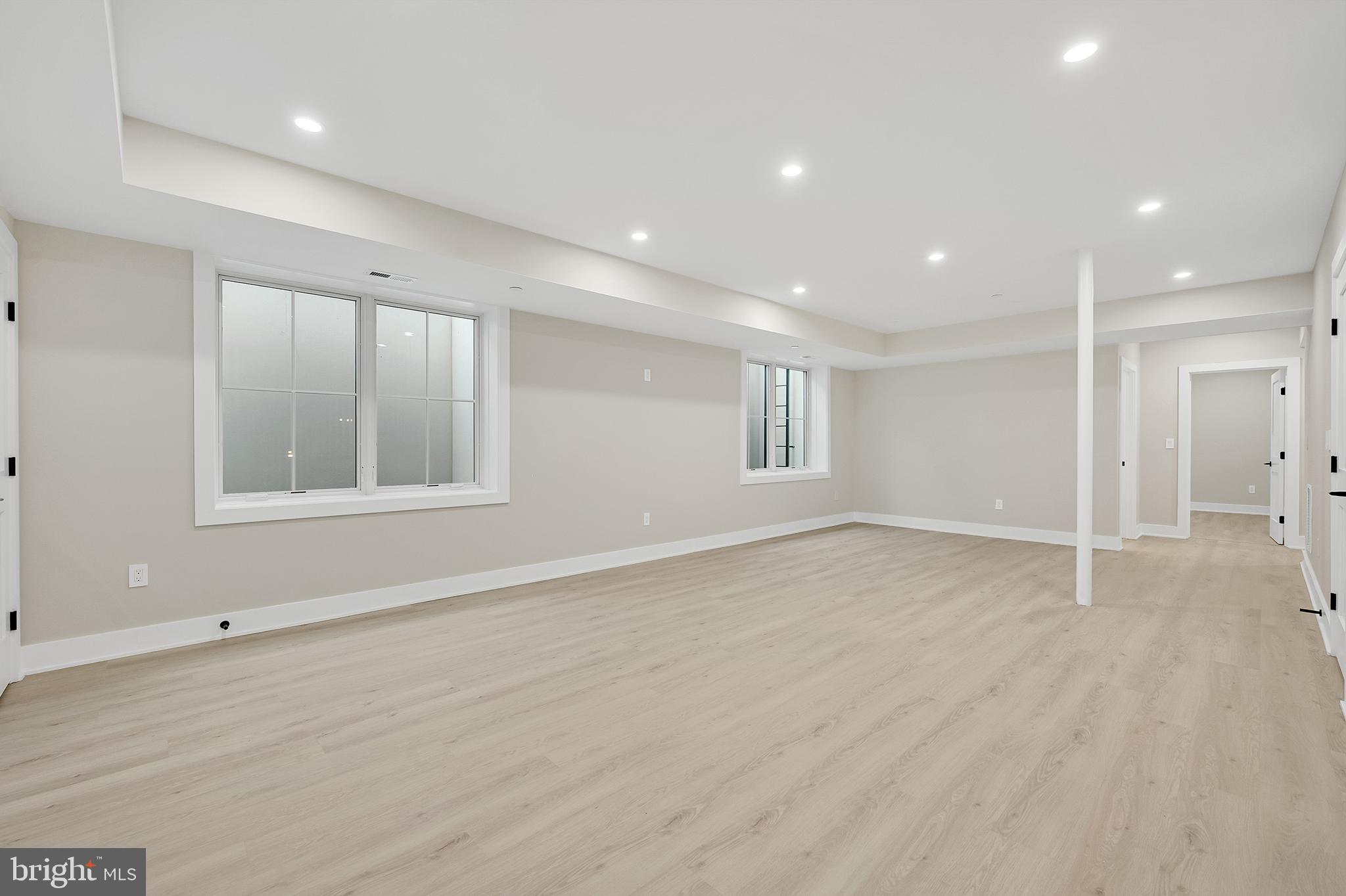 ROSEDALE PARK - Residential