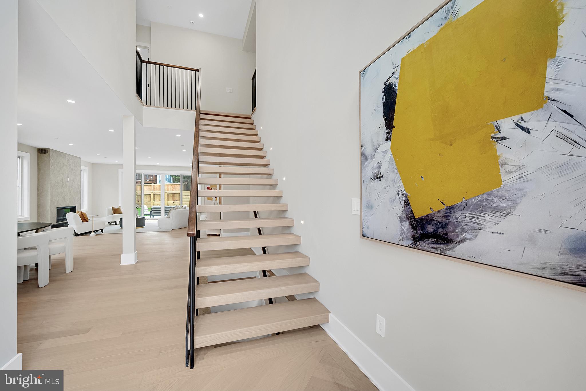 ROSEDALE PARK - Residential