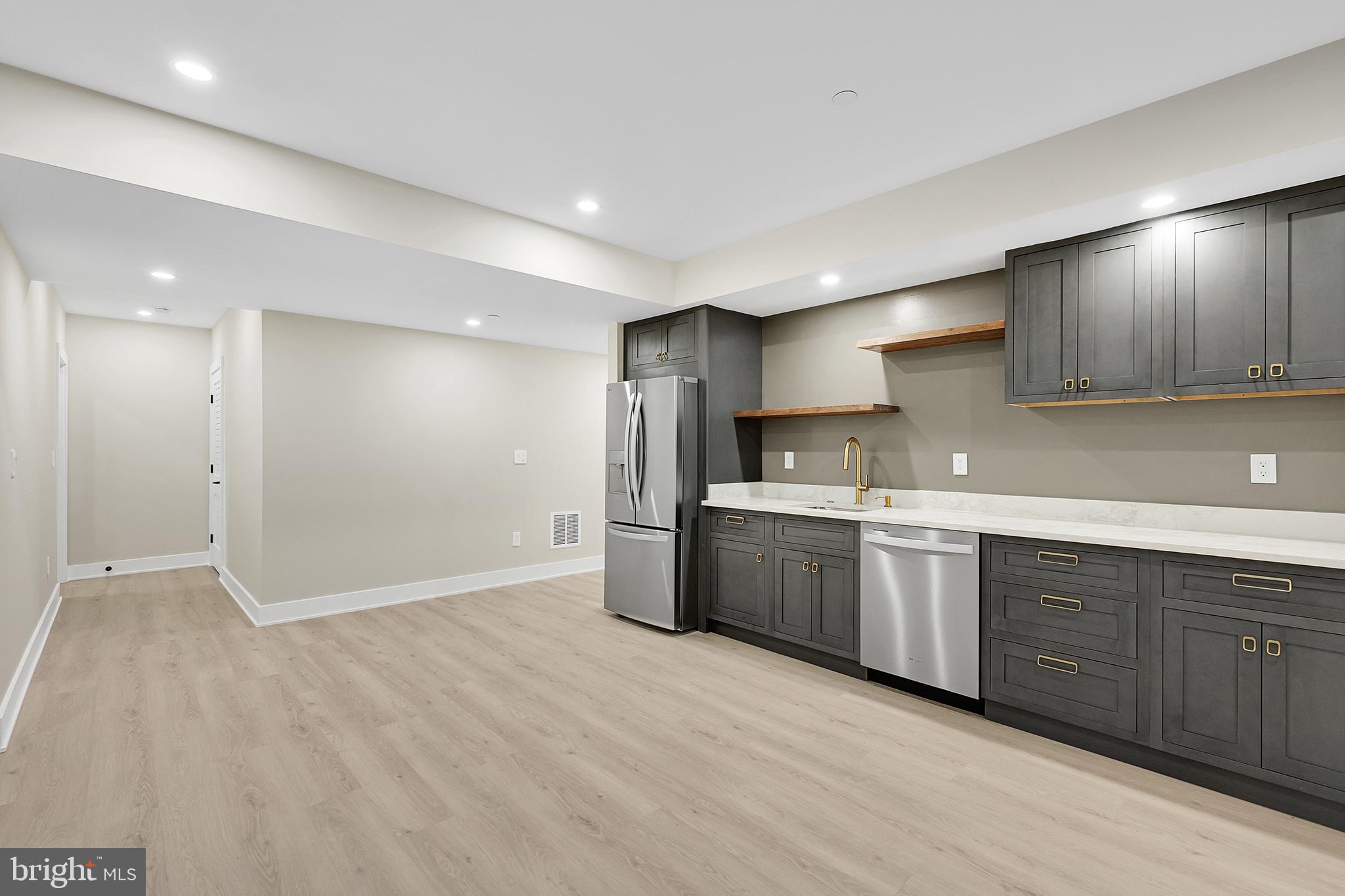 ROSEDALE PARK - Residential
