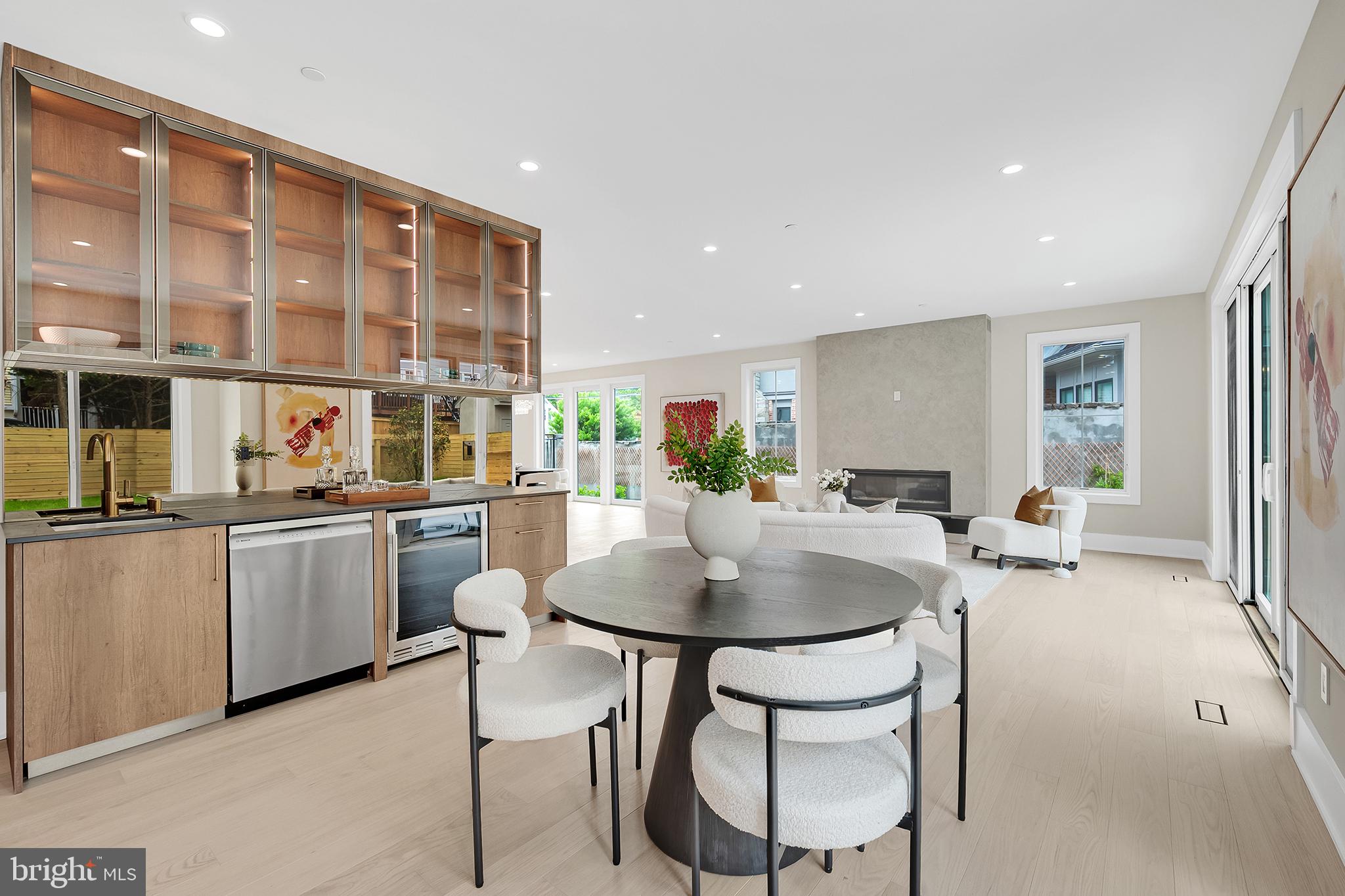 ROSEDALE PARK - Residential