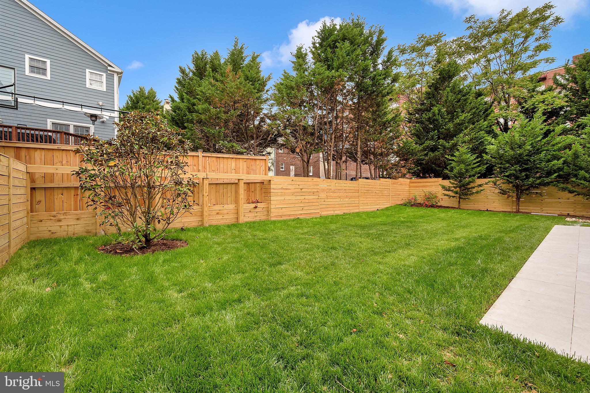 ROSEDALE PARK - Residential