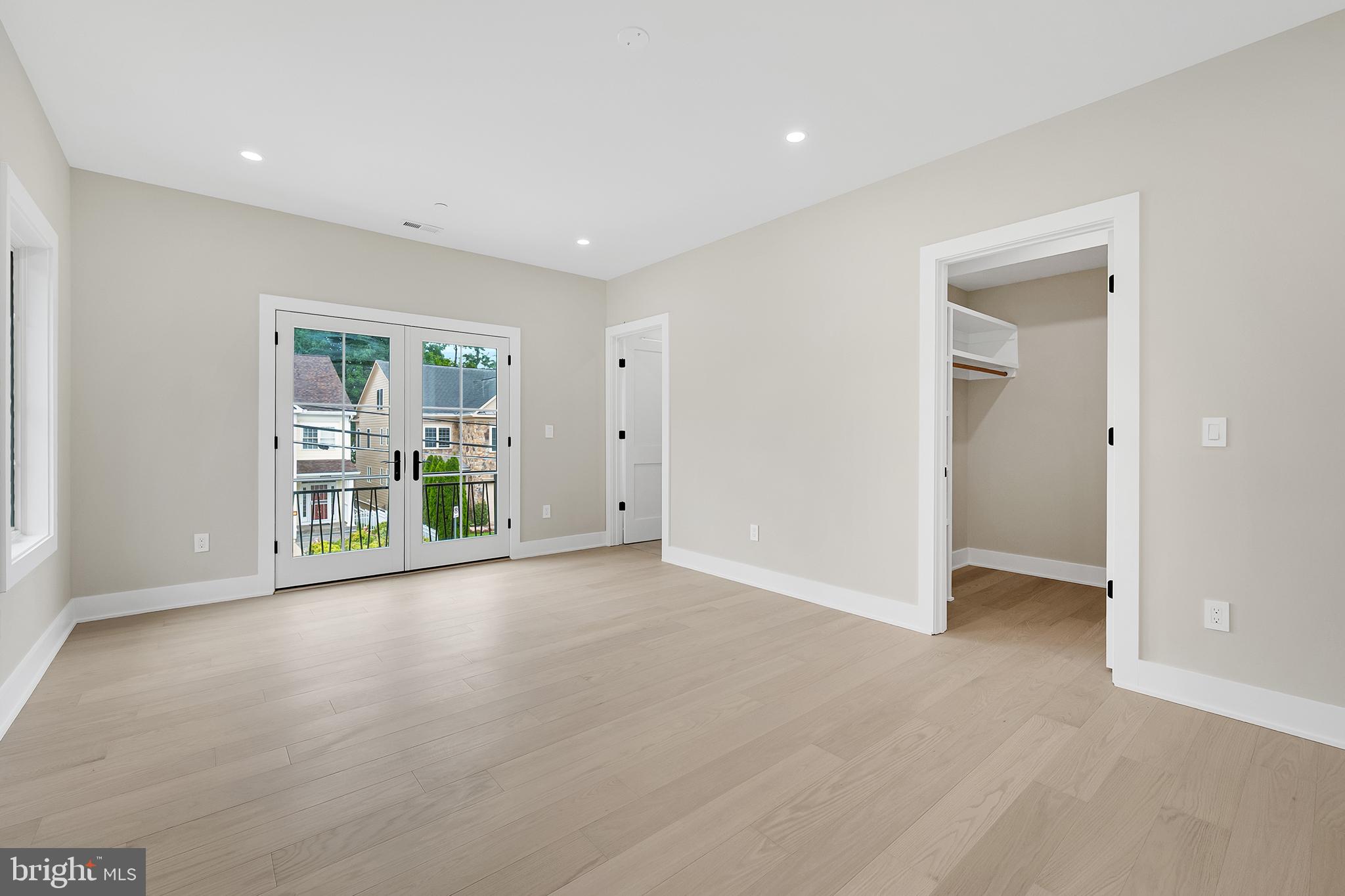 ROSEDALE PARK - Residential