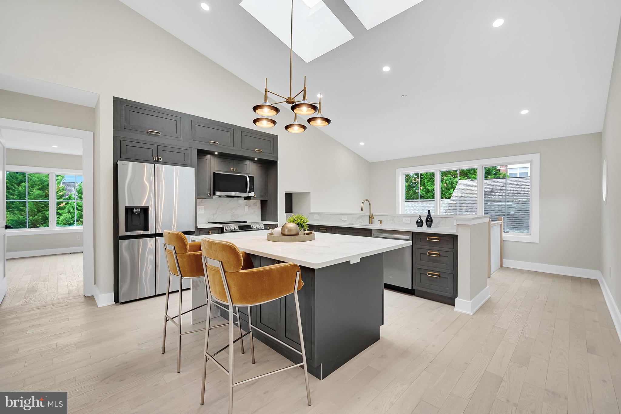 ROSEDALE PARK - Residential
