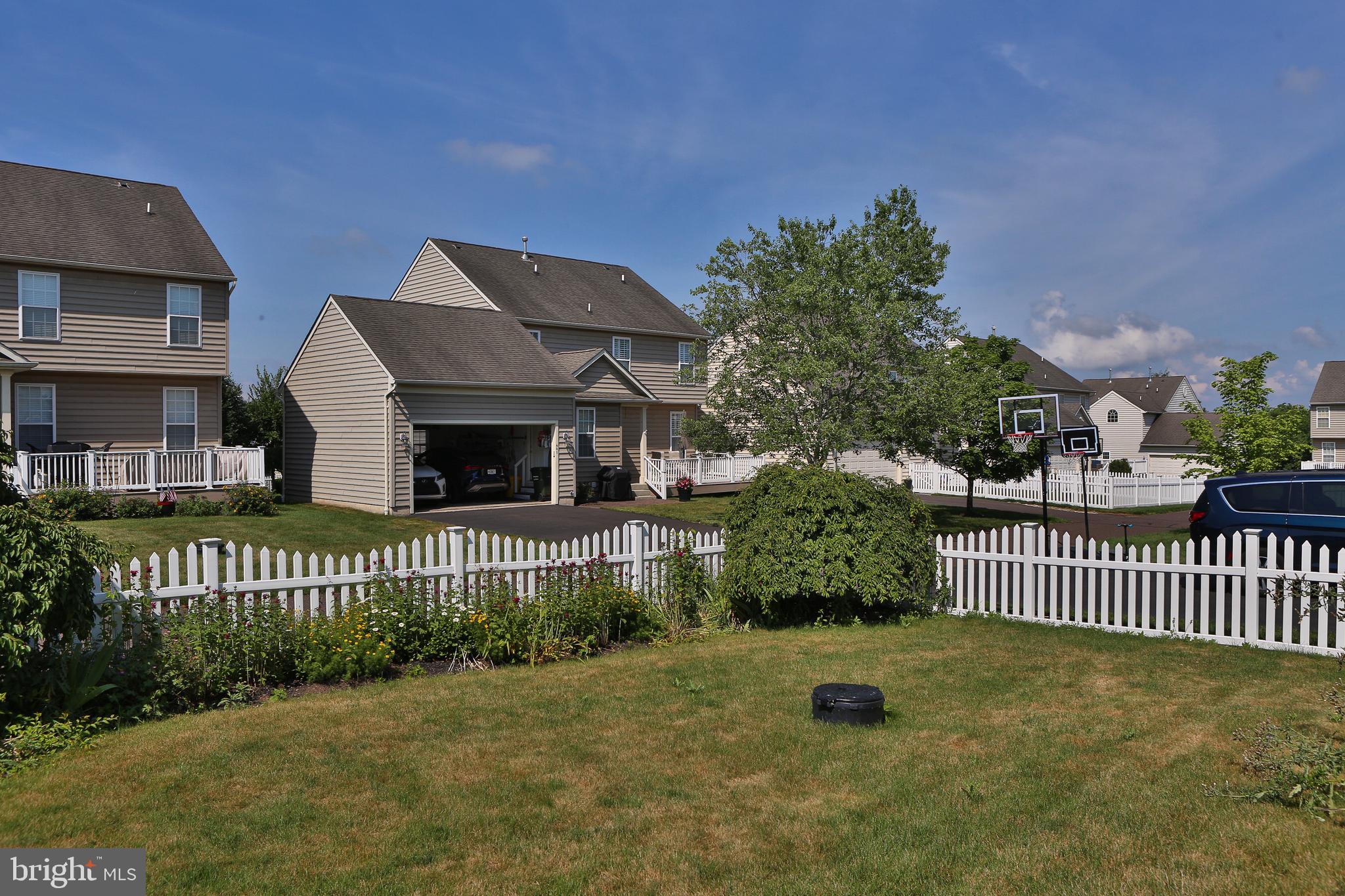 441 SADDLERY DRIVE