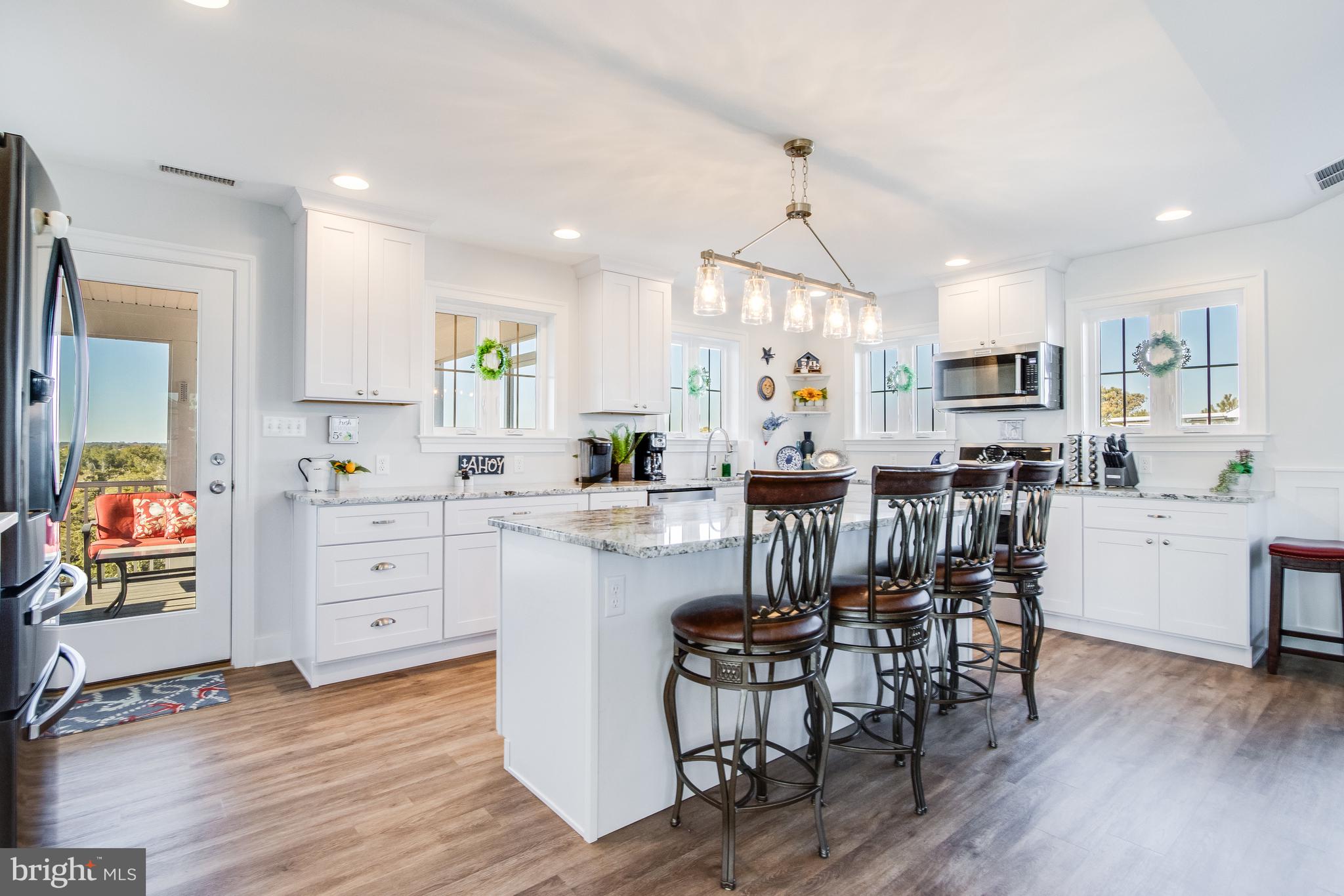 2501 S BAY SHORE DRIVE