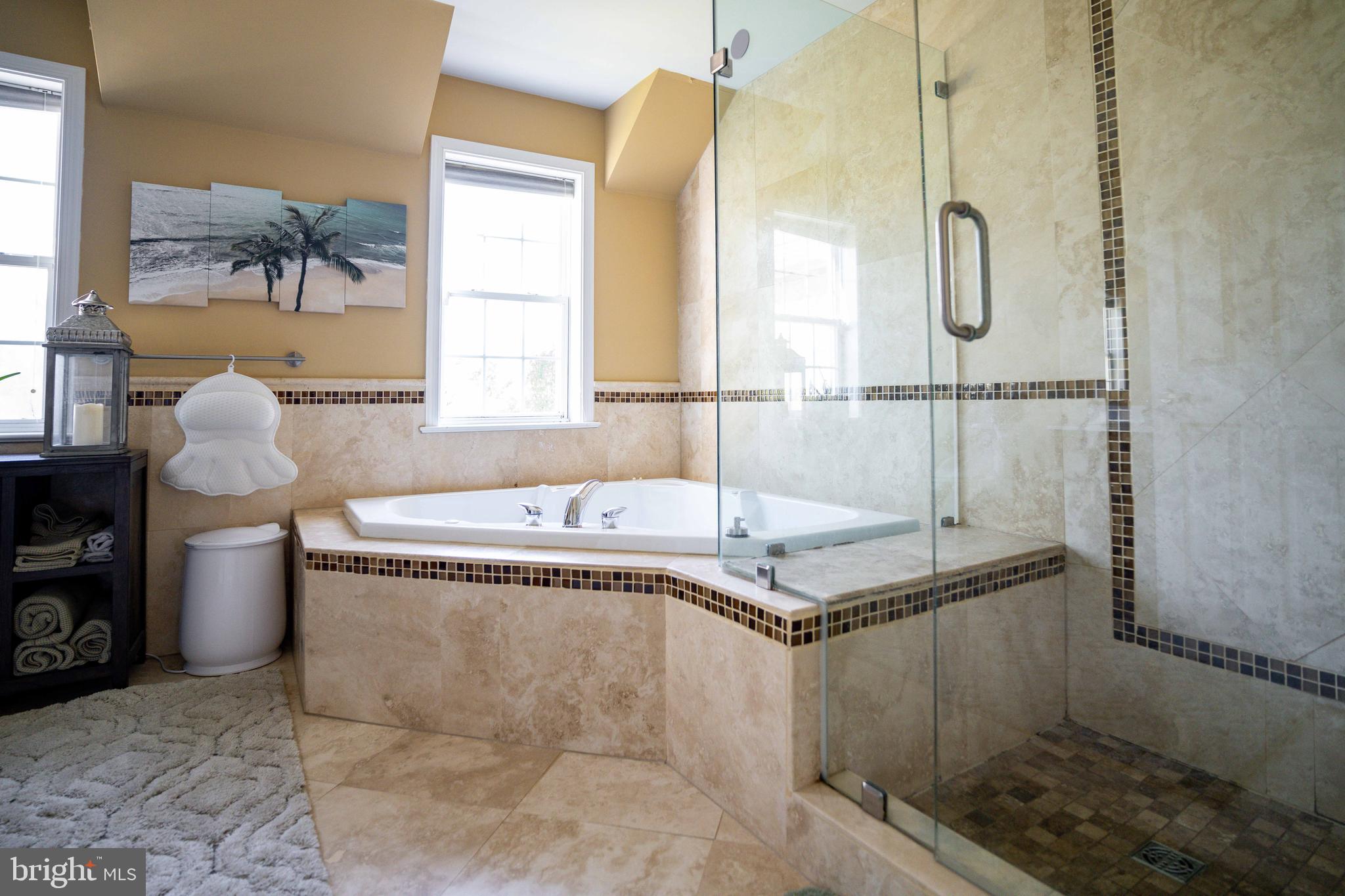 HILLS OF WATERFORD - Residential