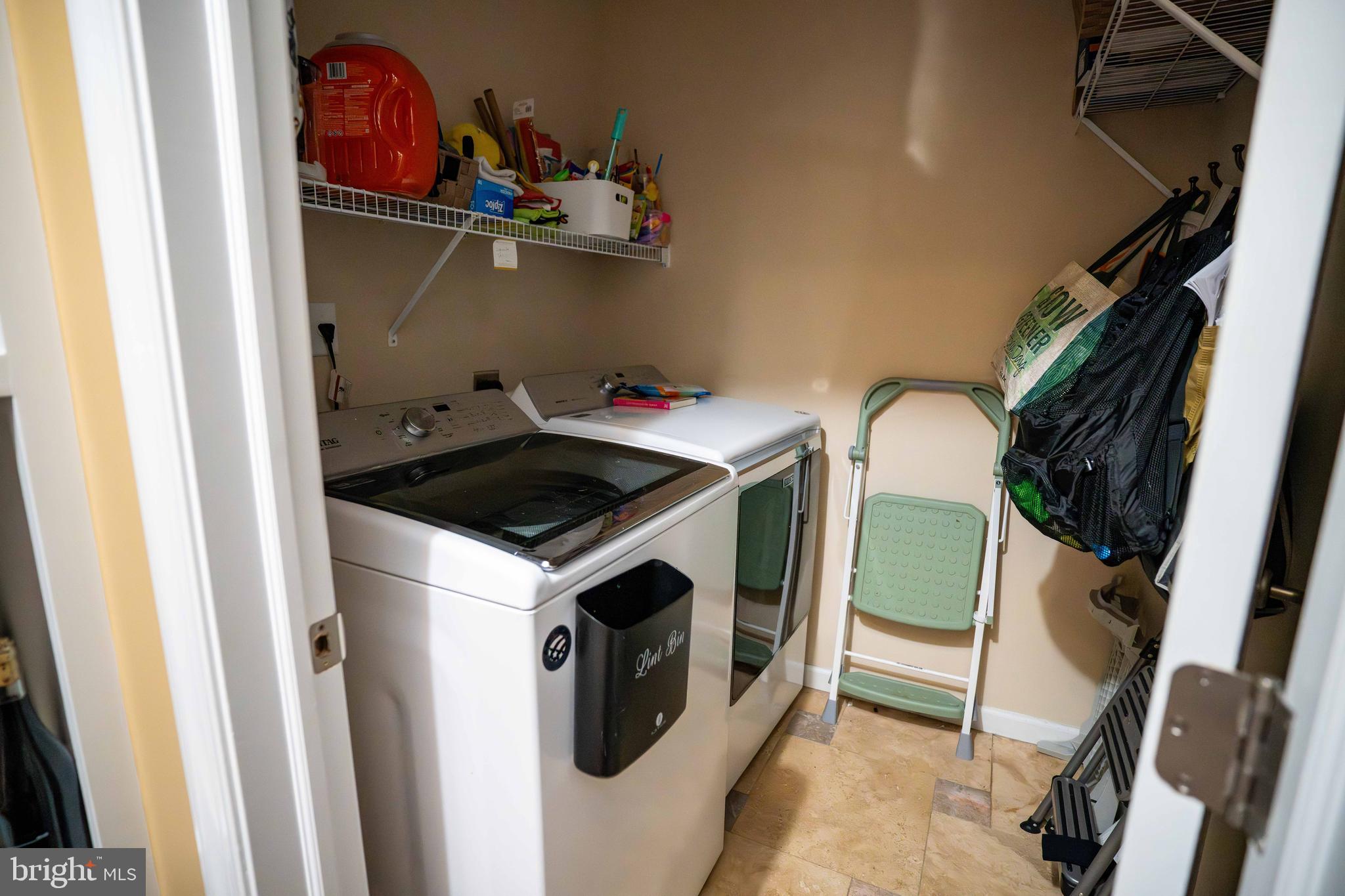 HILLS OF WATERFORD - Residential