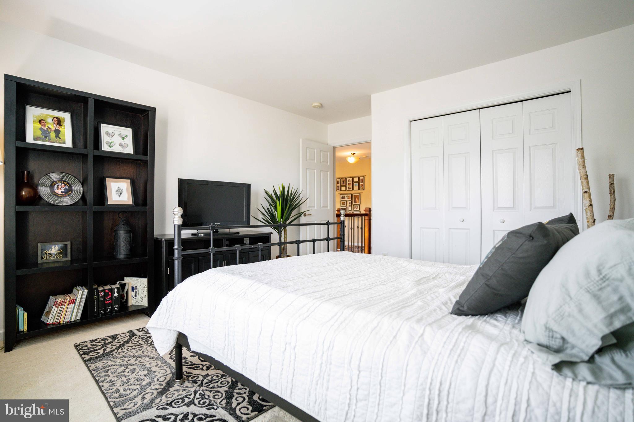 HILLS OF WATERFORD - Residential