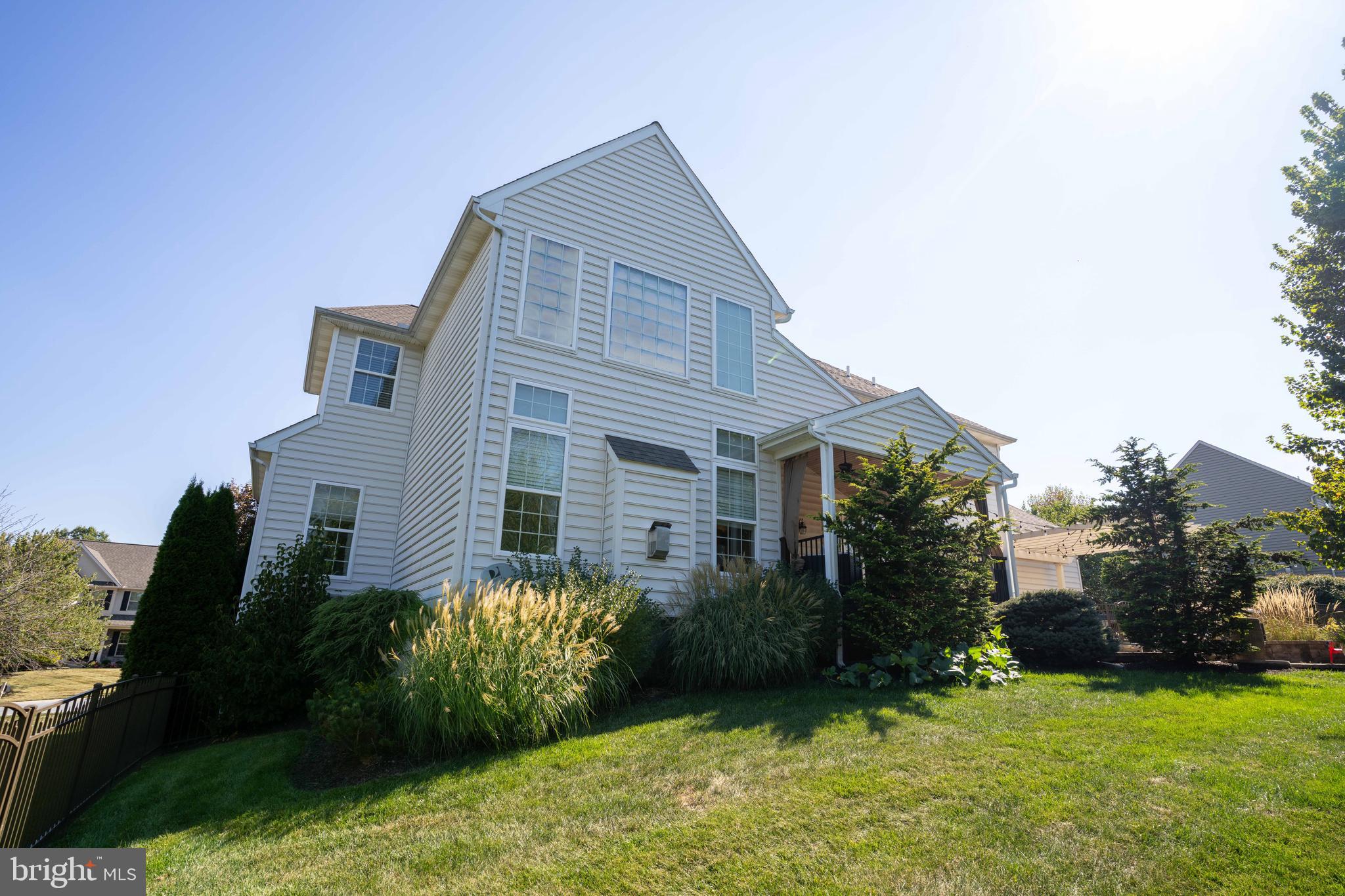 HILLS OF WATERFORD - Residential