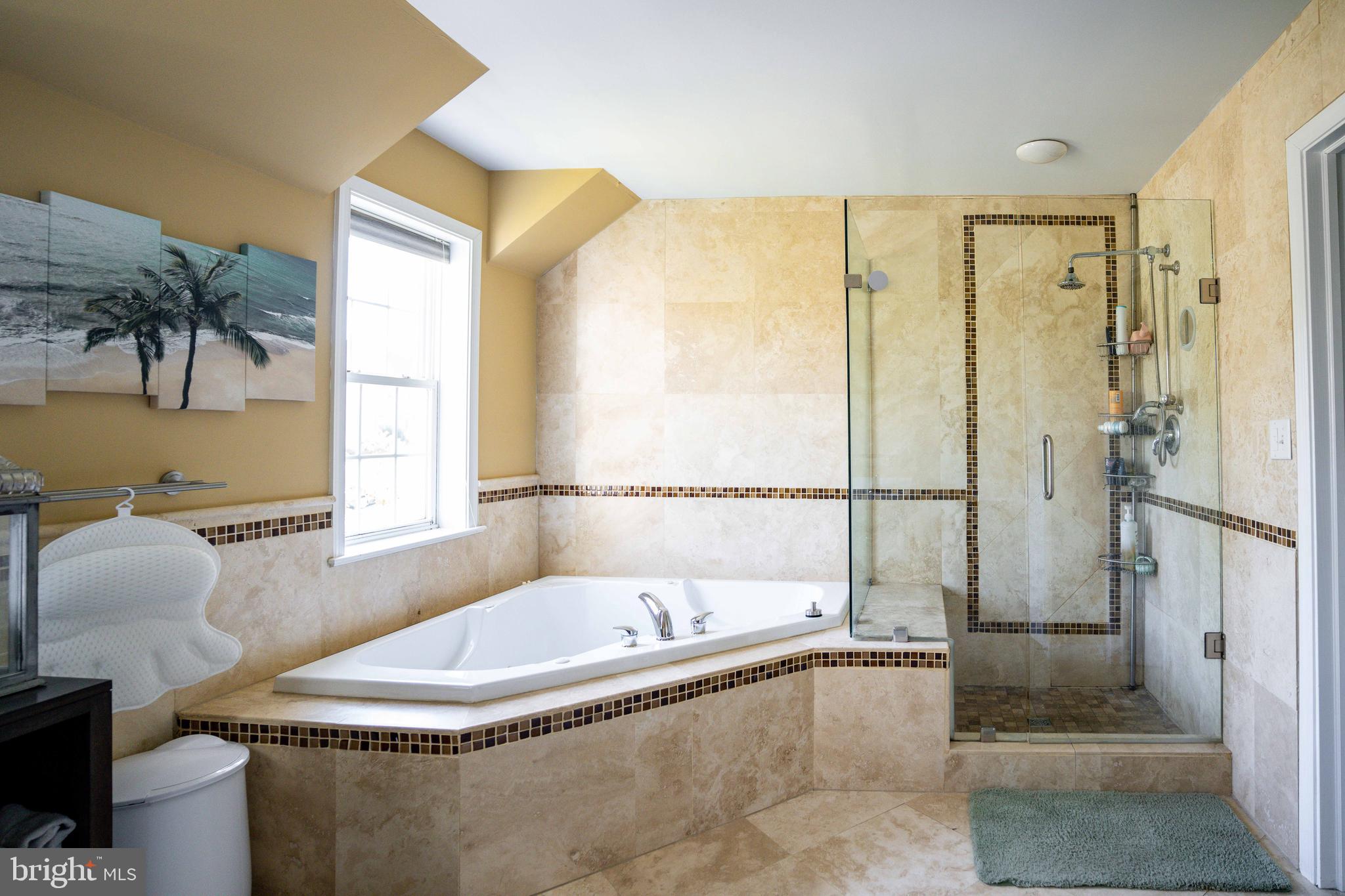 HILLS OF WATERFORD - Residential