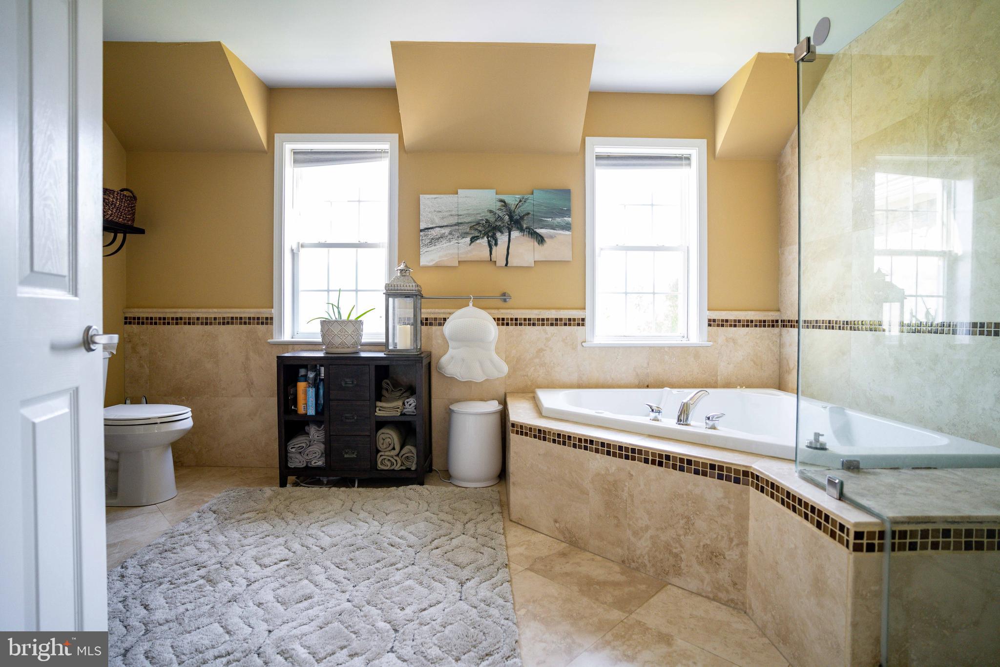 HILLS OF WATERFORD - Residential