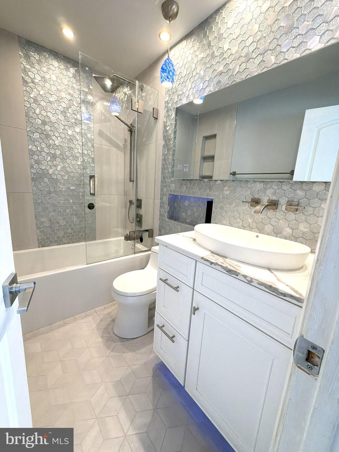 TREVOR HOUSE - Residential