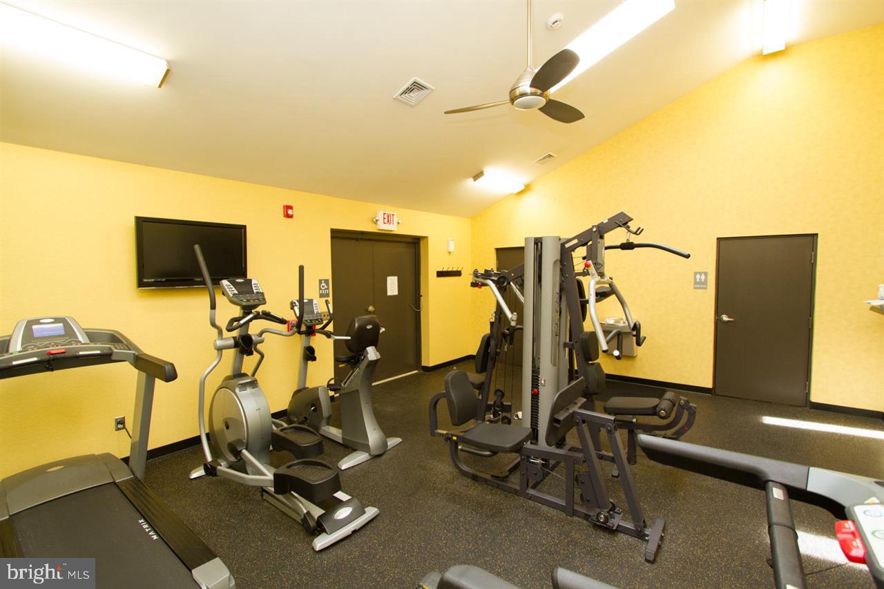 BUMBLE BEE HOLLOW - Residential