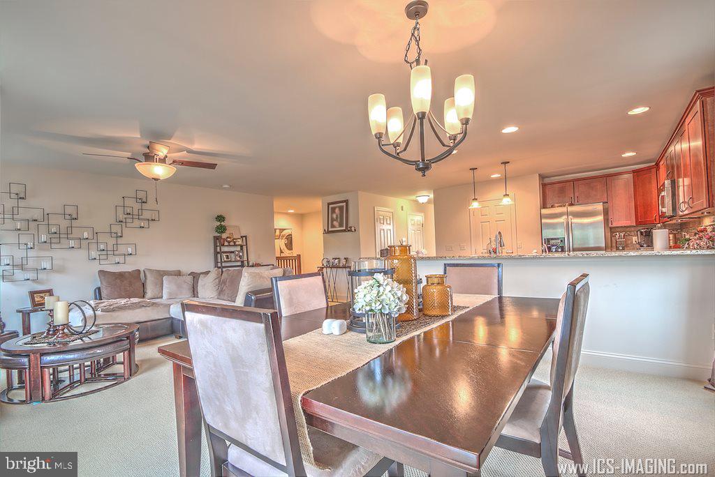 BUMBLE BEE HOLLOW - Residential