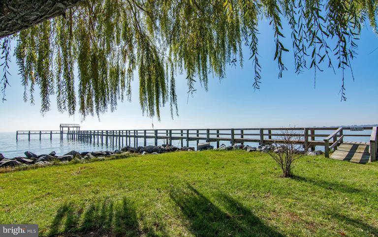 FRANKLIN MANOR BEACH - Residential