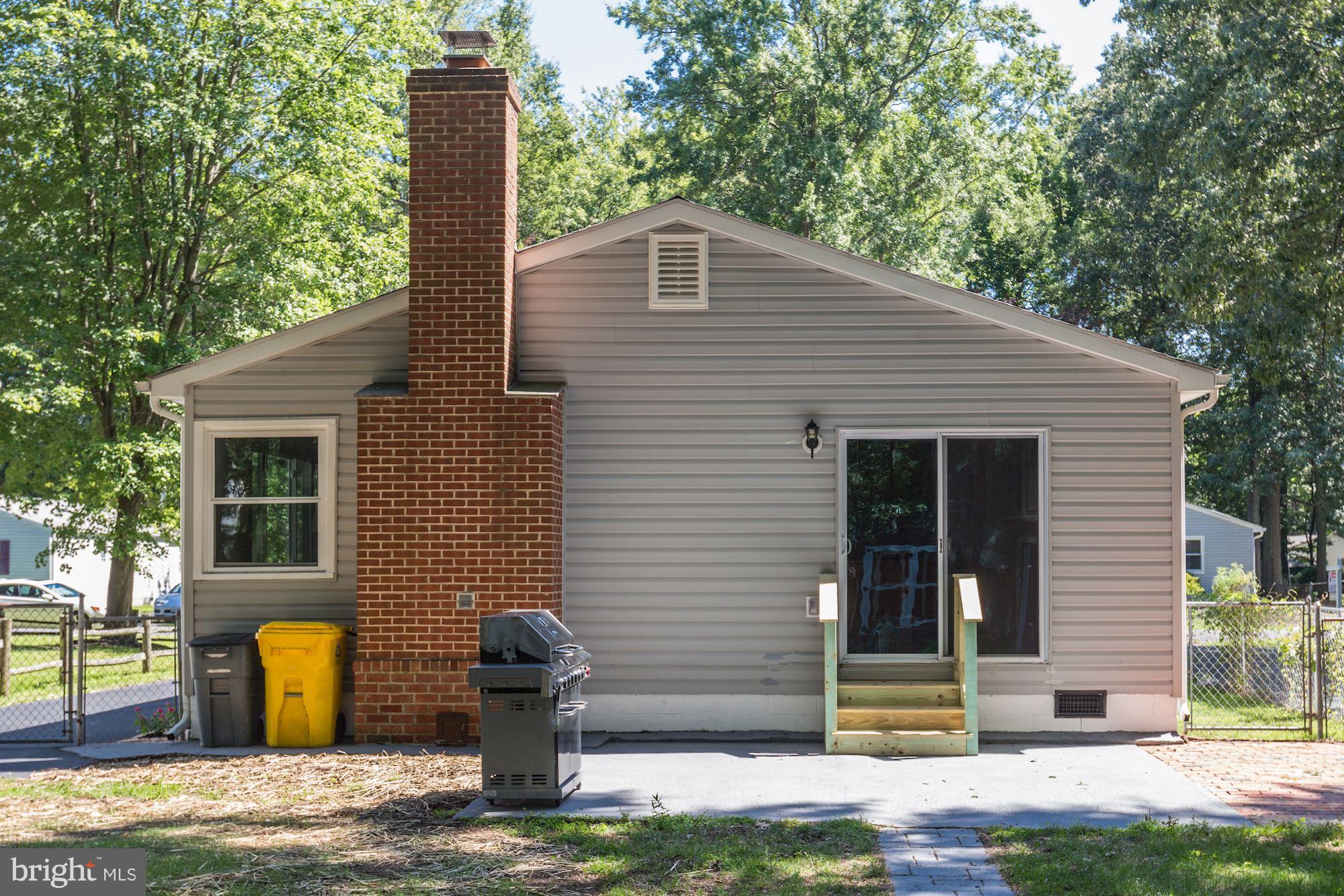FRANKLIN MANOR BEACH - Residential
