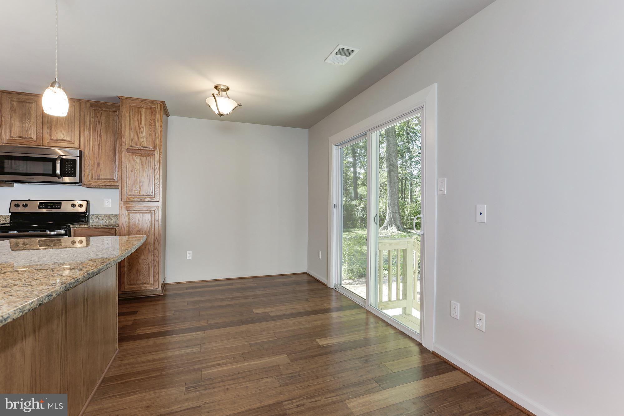 FRANKLIN MANOR BEACH - Residential