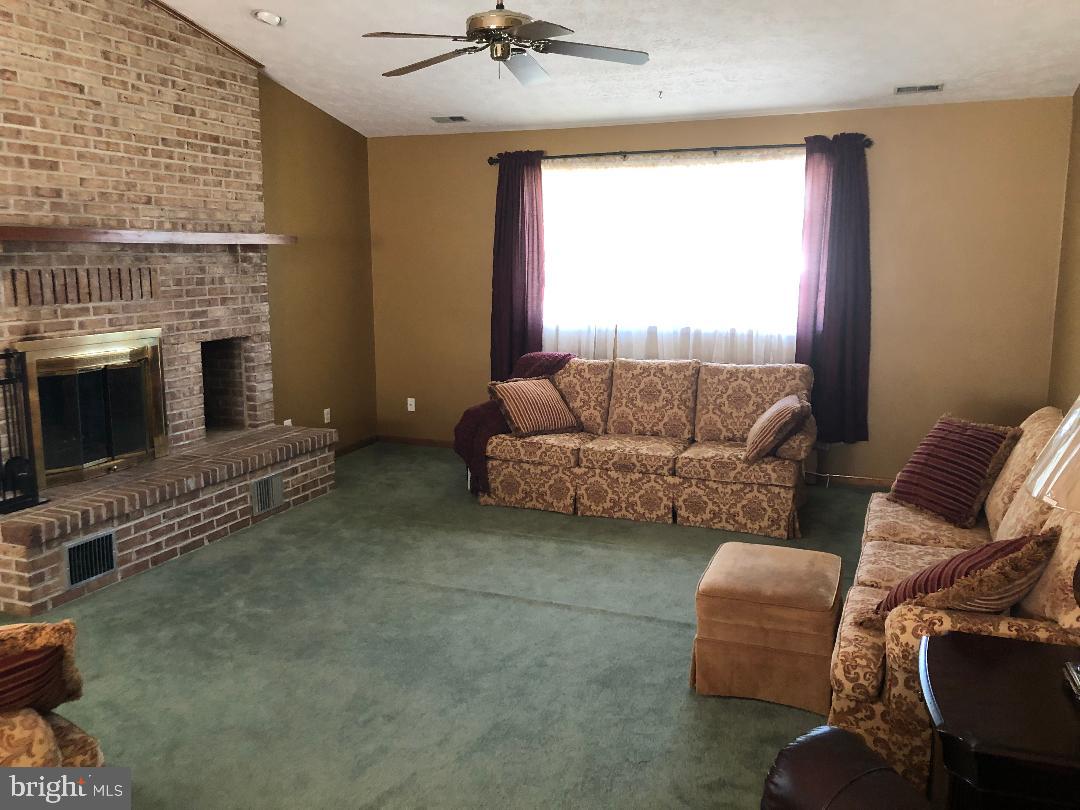 SATYR WOODS - Residential