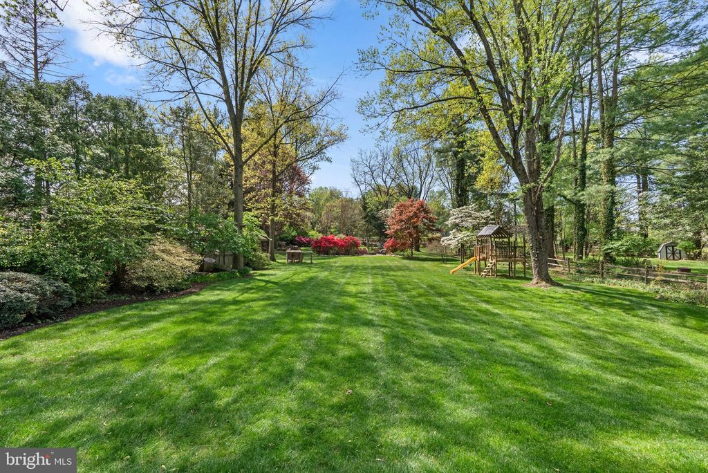 Photo of 4120 Sir Walter Road, OLNEY, MD 20832 (MLS # MDMC2229112)