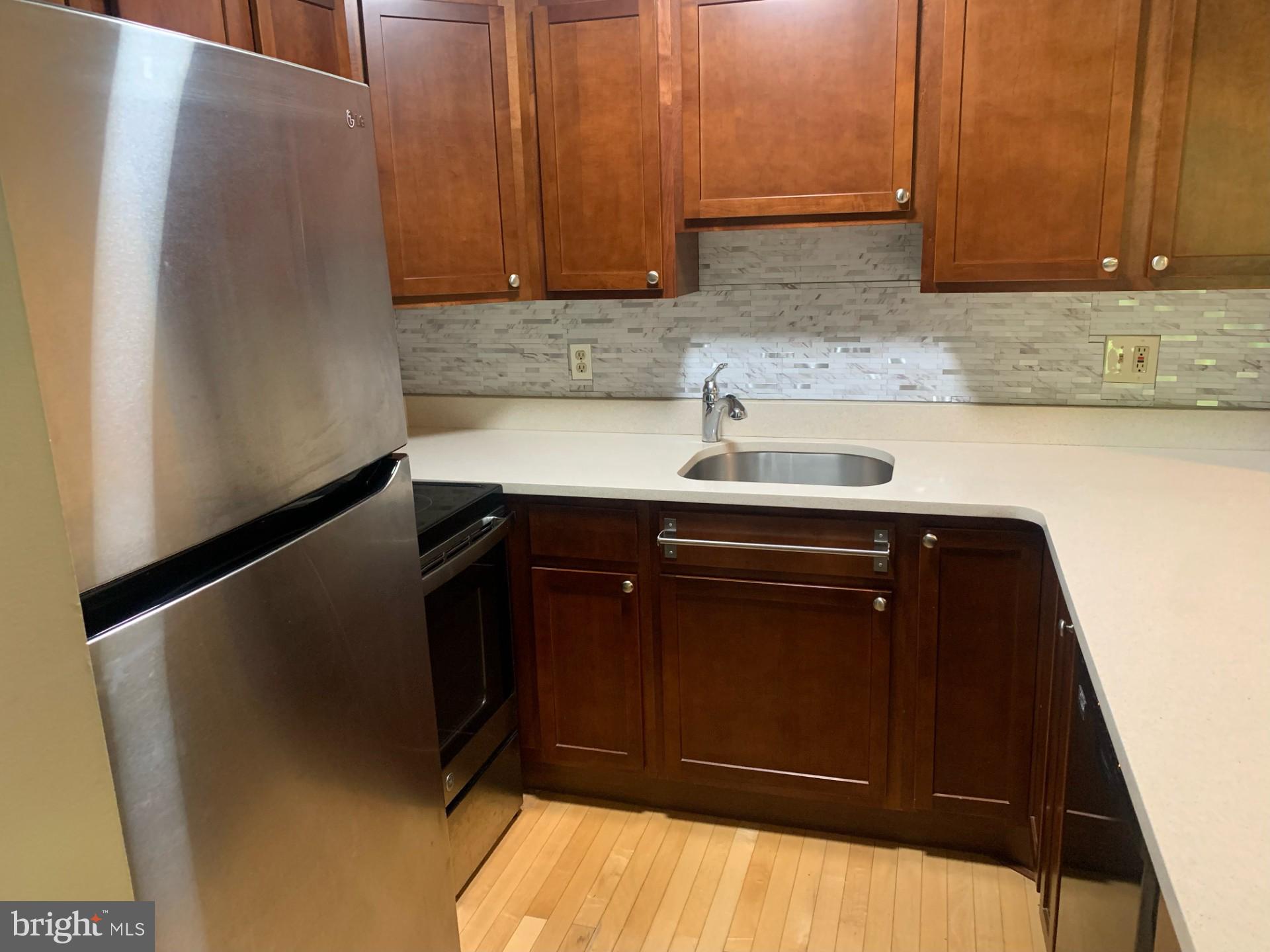 5700 CHAPMAN MILL DRIVE 2215