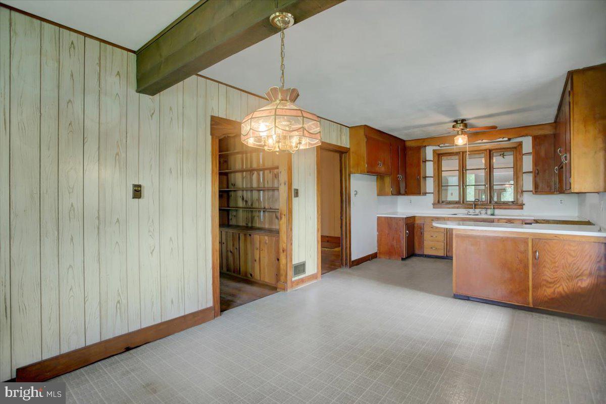 129 SHIPPENSBURG ROAD