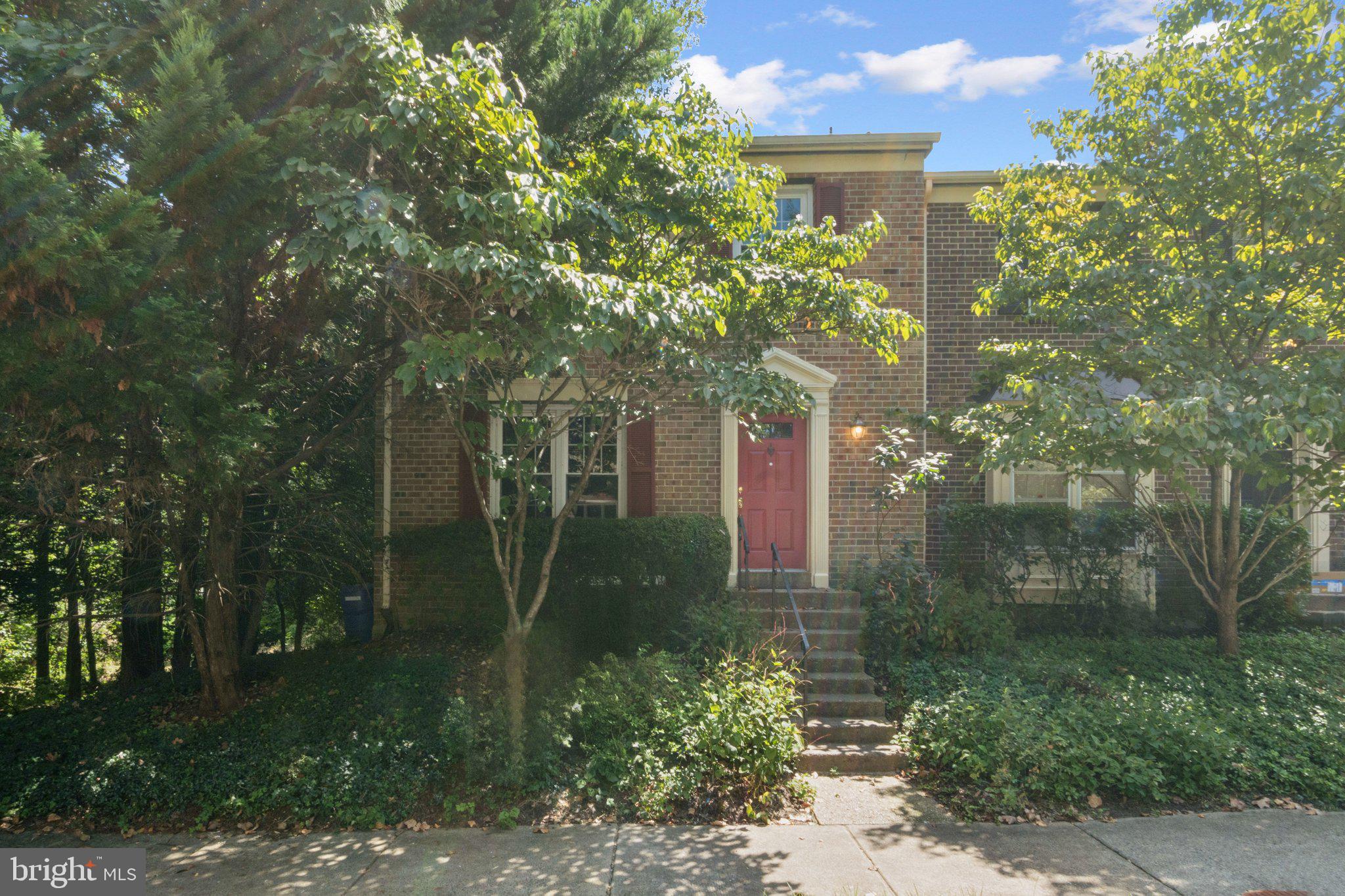 LAFAYETTE VILLAGE - Residential Lease