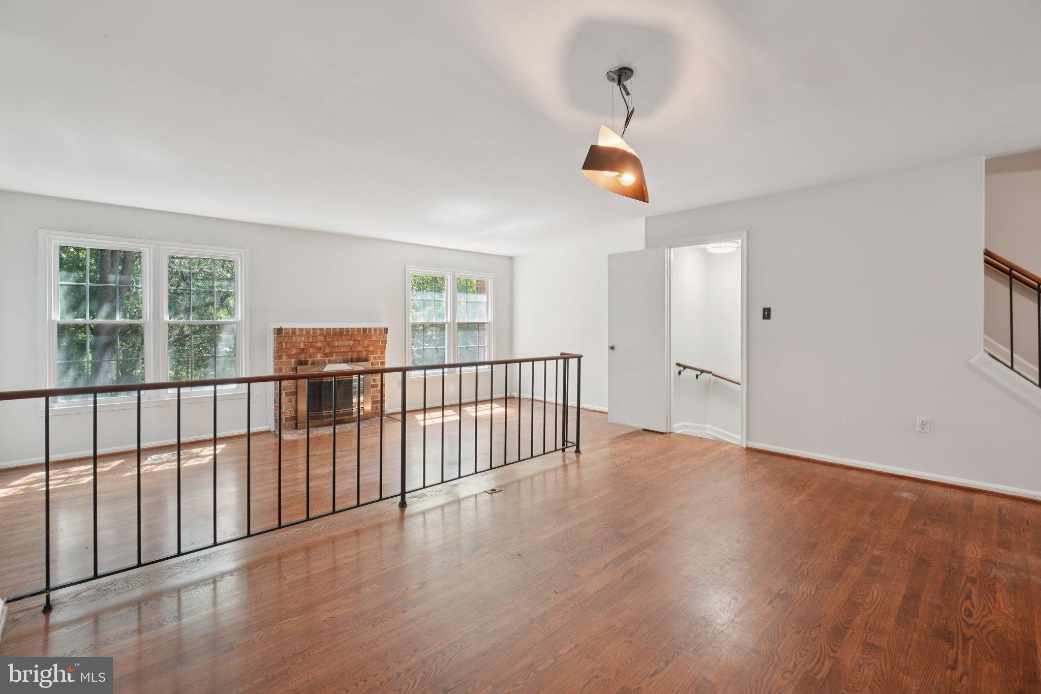 LAFAYETTE VILLAGE - Residential Lease