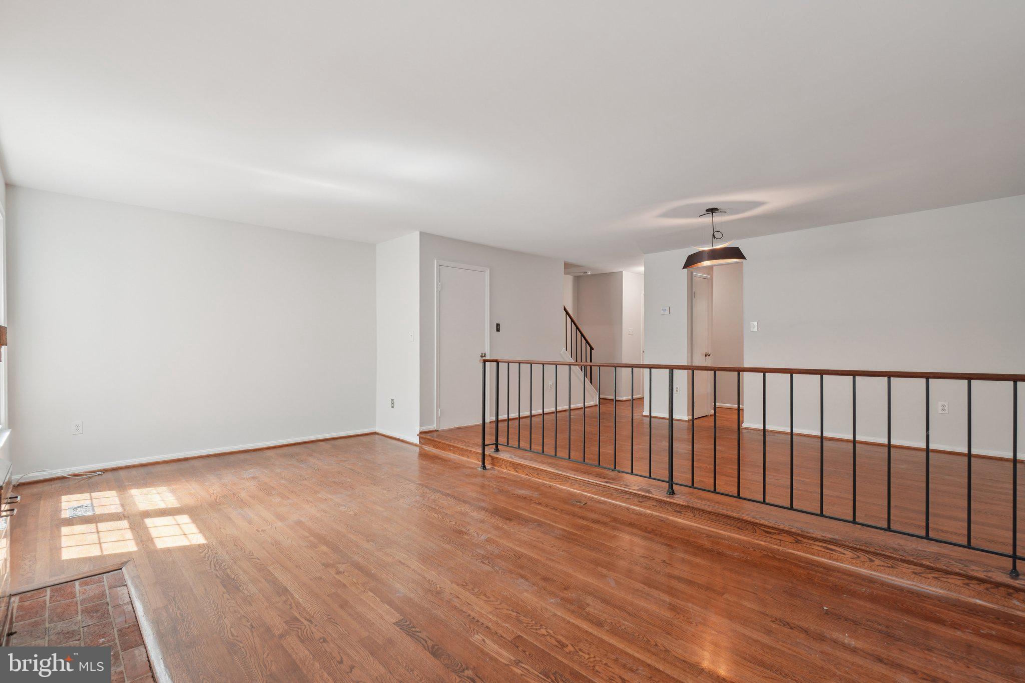 LAFAYETTE VILLAGE - Residential Lease