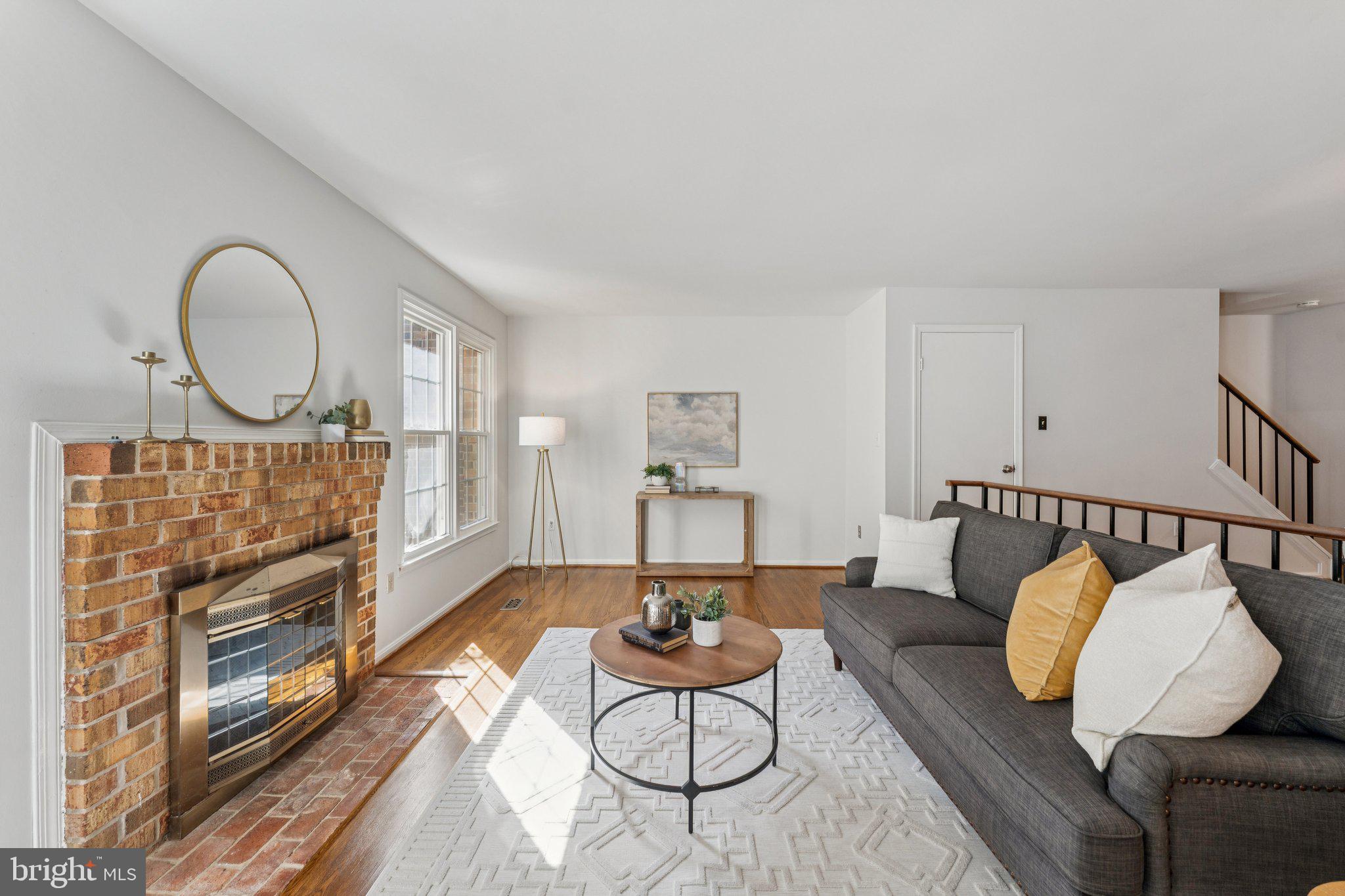 LAFAYETTE VILLAGE - Residential Lease