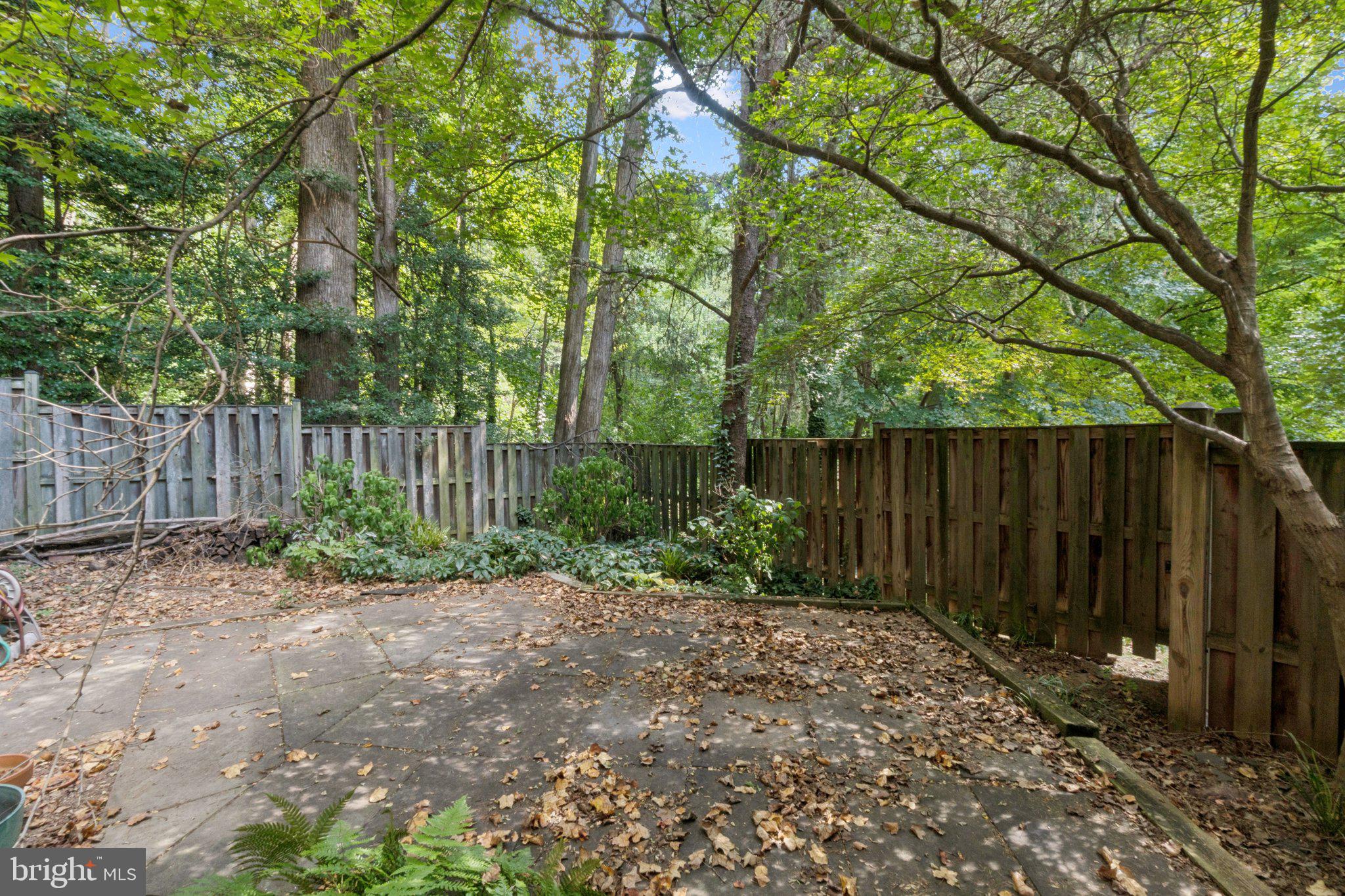 LAFAYETTE VILLAGE - Residential Lease