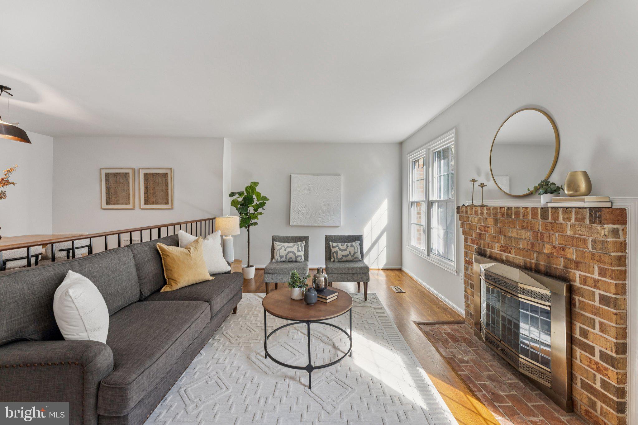 LAFAYETTE VILLAGE - Residential Lease