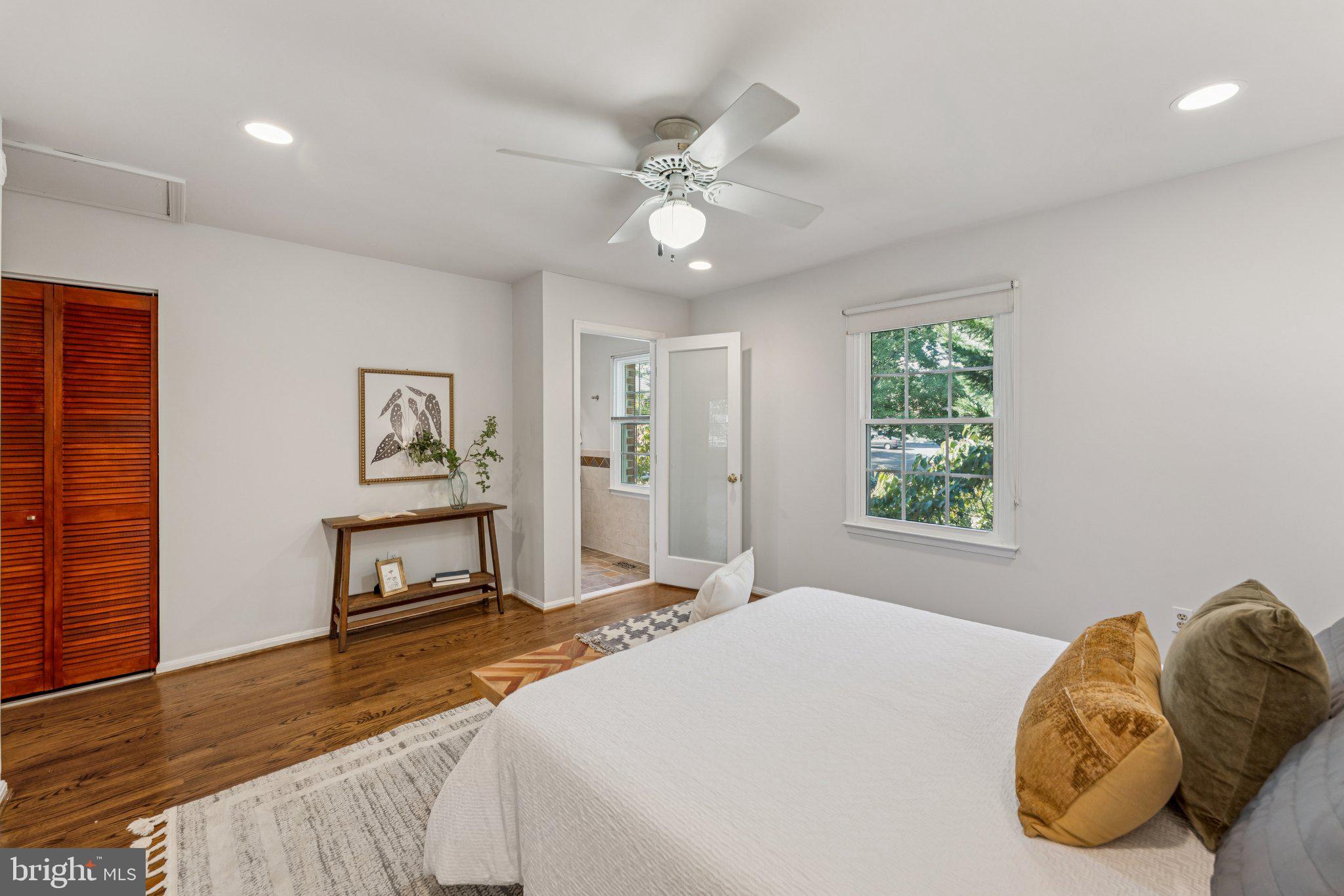 LAFAYETTE VILLAGE - Residential Lease