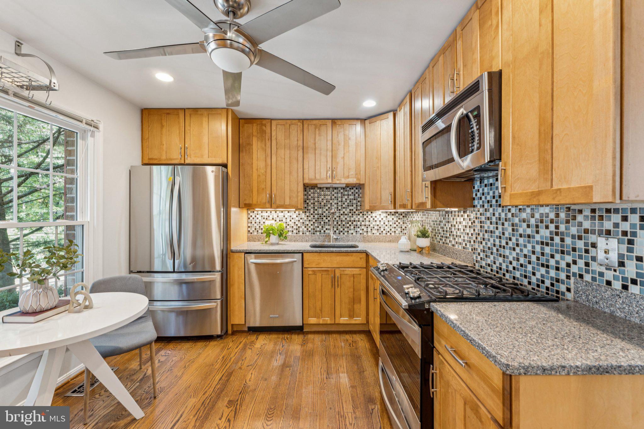 LAFAYETTE VILLAGE - Residential Lease