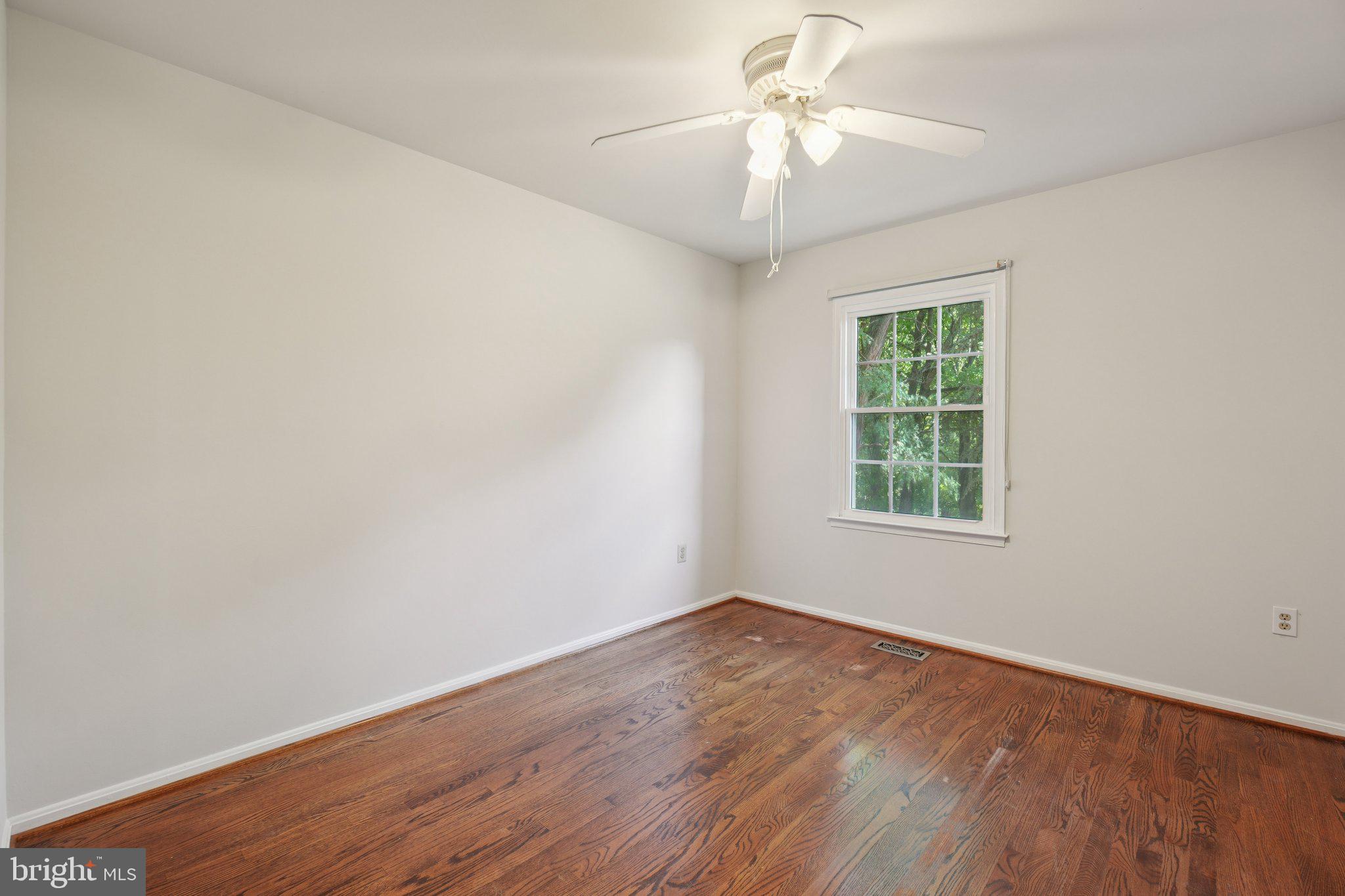 LAFAYETTE VILLAGE - Residential Lease