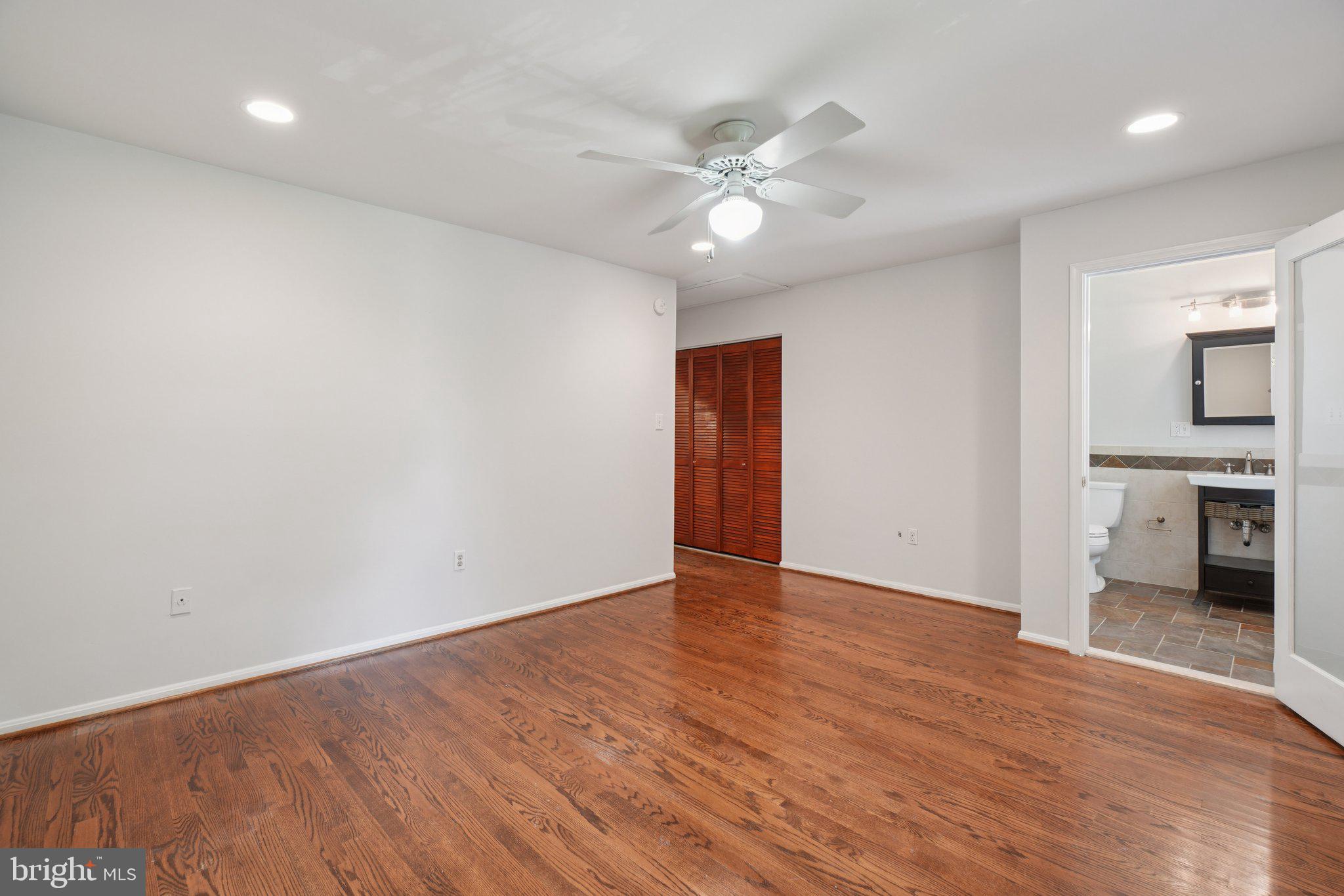 LAFAYETTE VILLAGE - Residential Lease