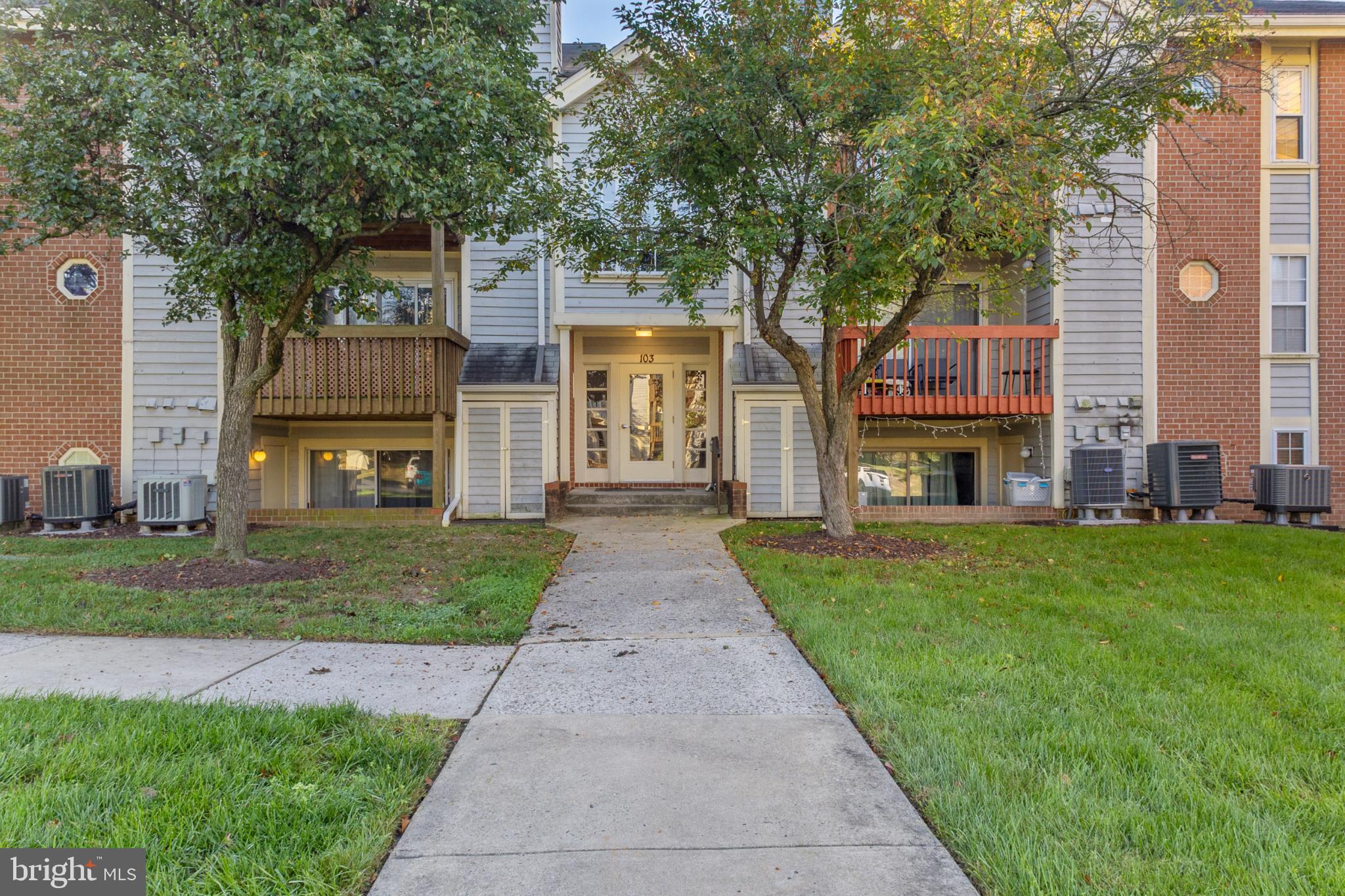 CROMWELL FOUNTAIN - Residential Lease