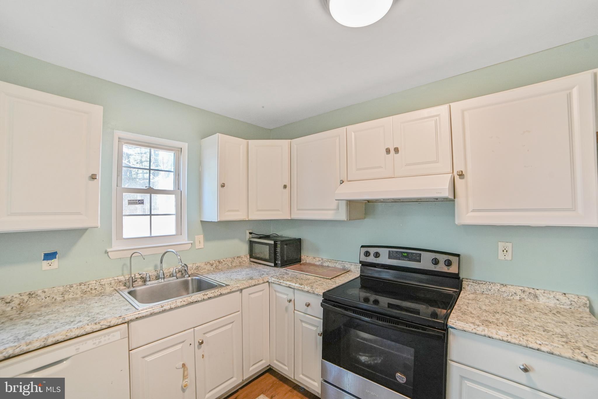 TOWNE CREST - Residential