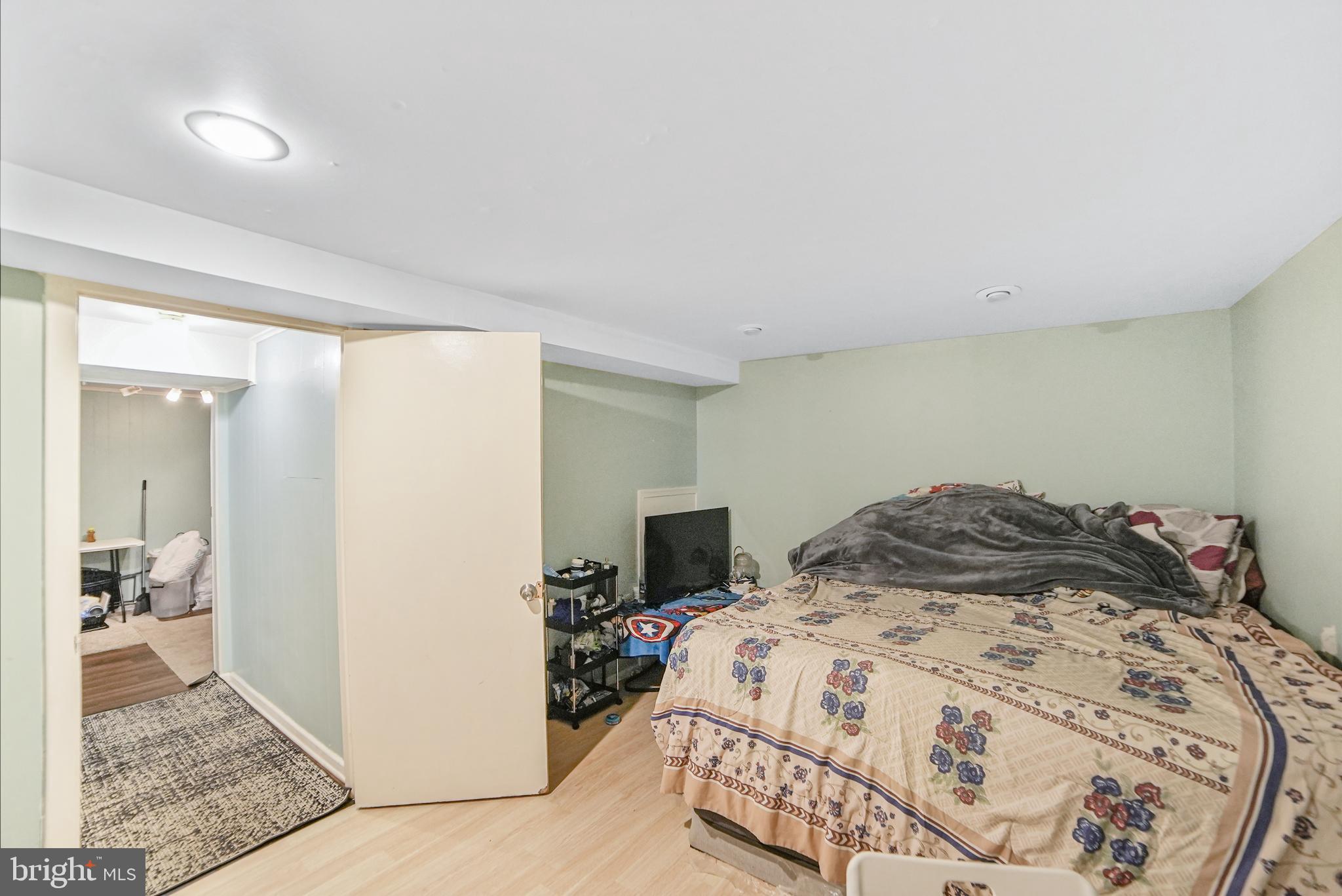 TOWNE CREST - Residential