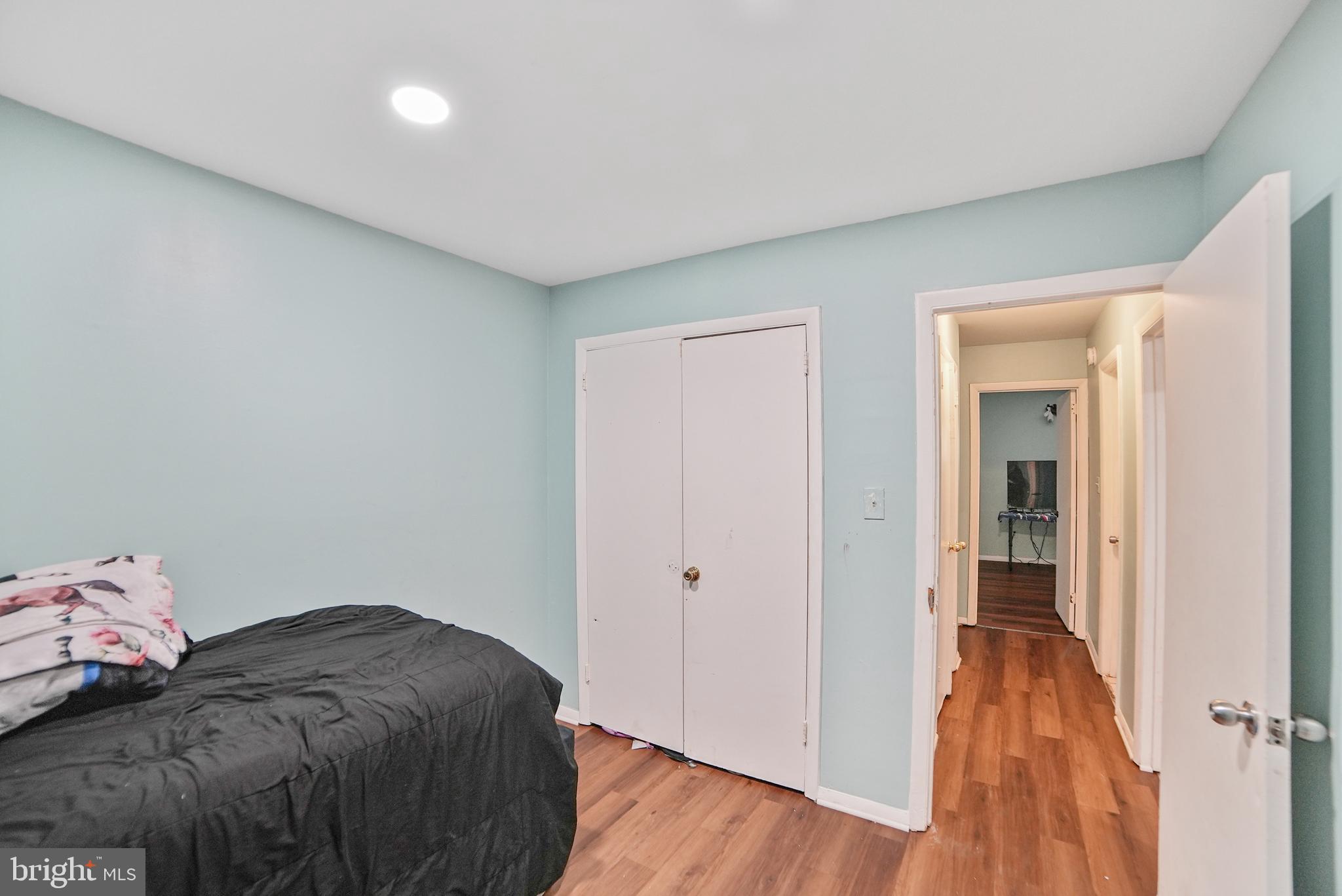 TOWNE CREST - Residential