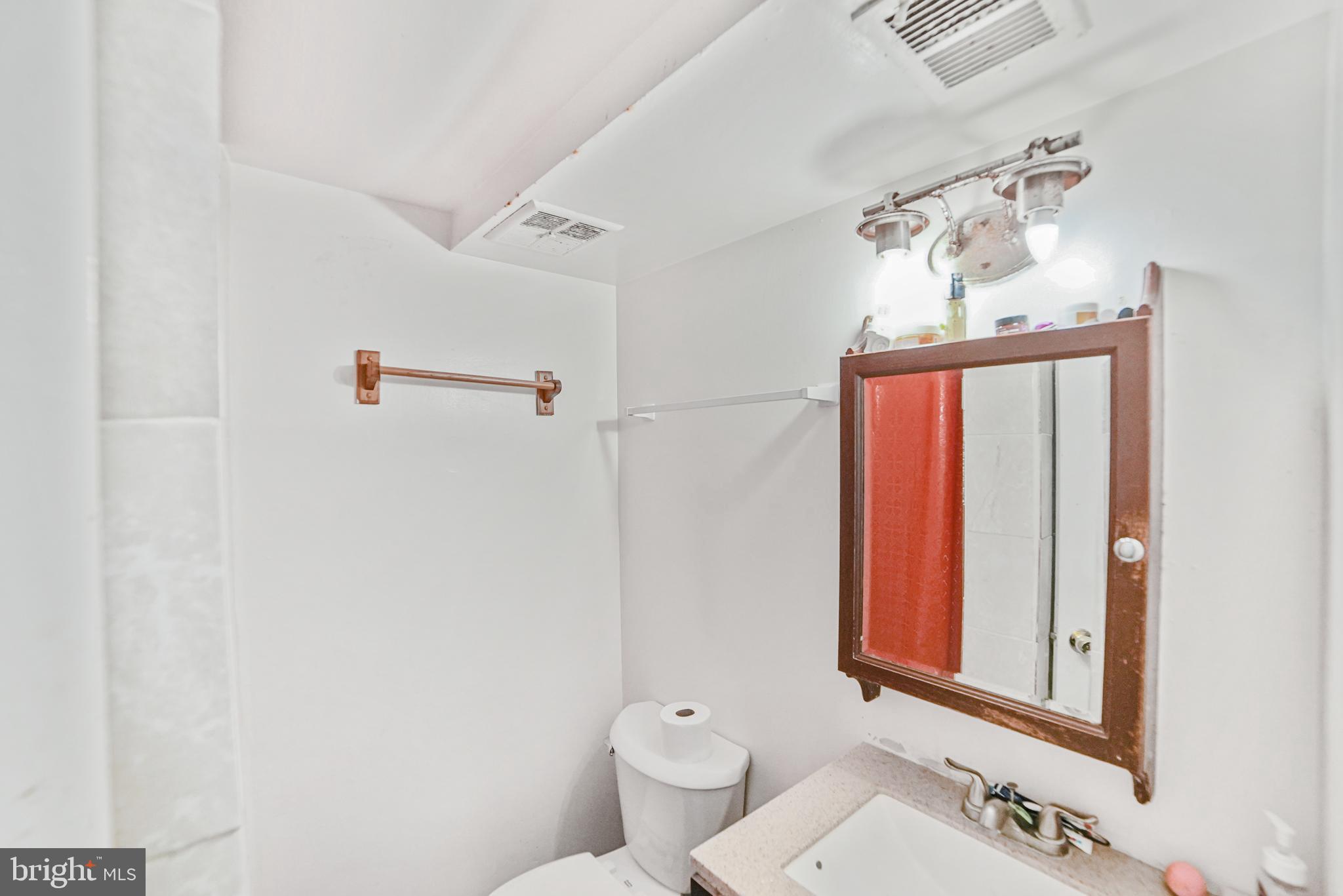 TOWNE CREST - Residential